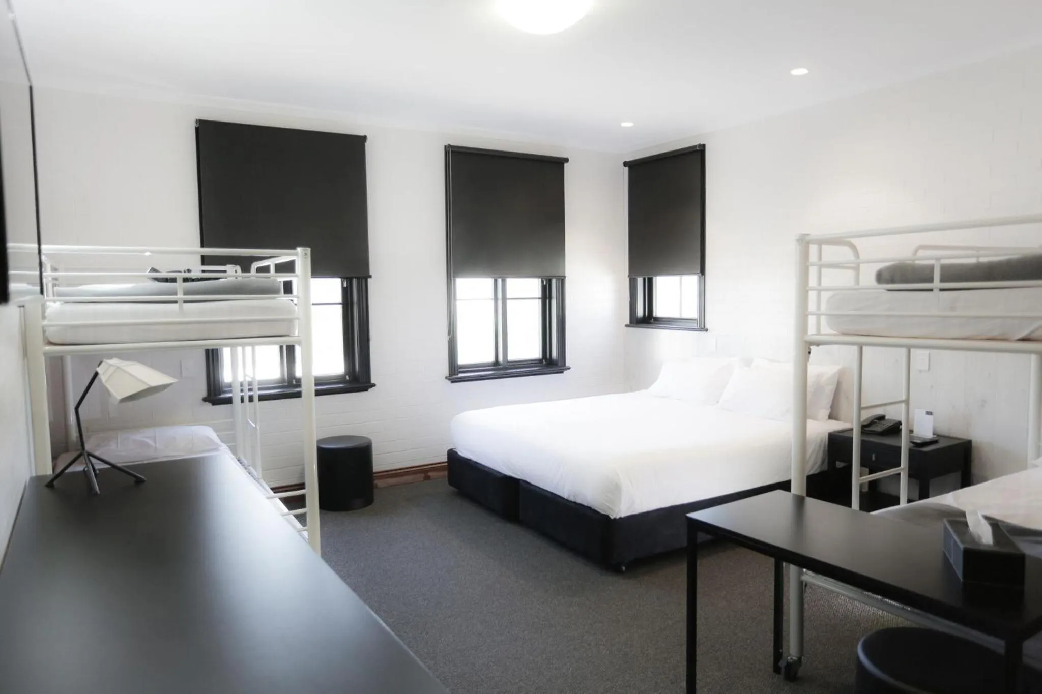 Bedroom, Bed in Sovereign Hill Hotel