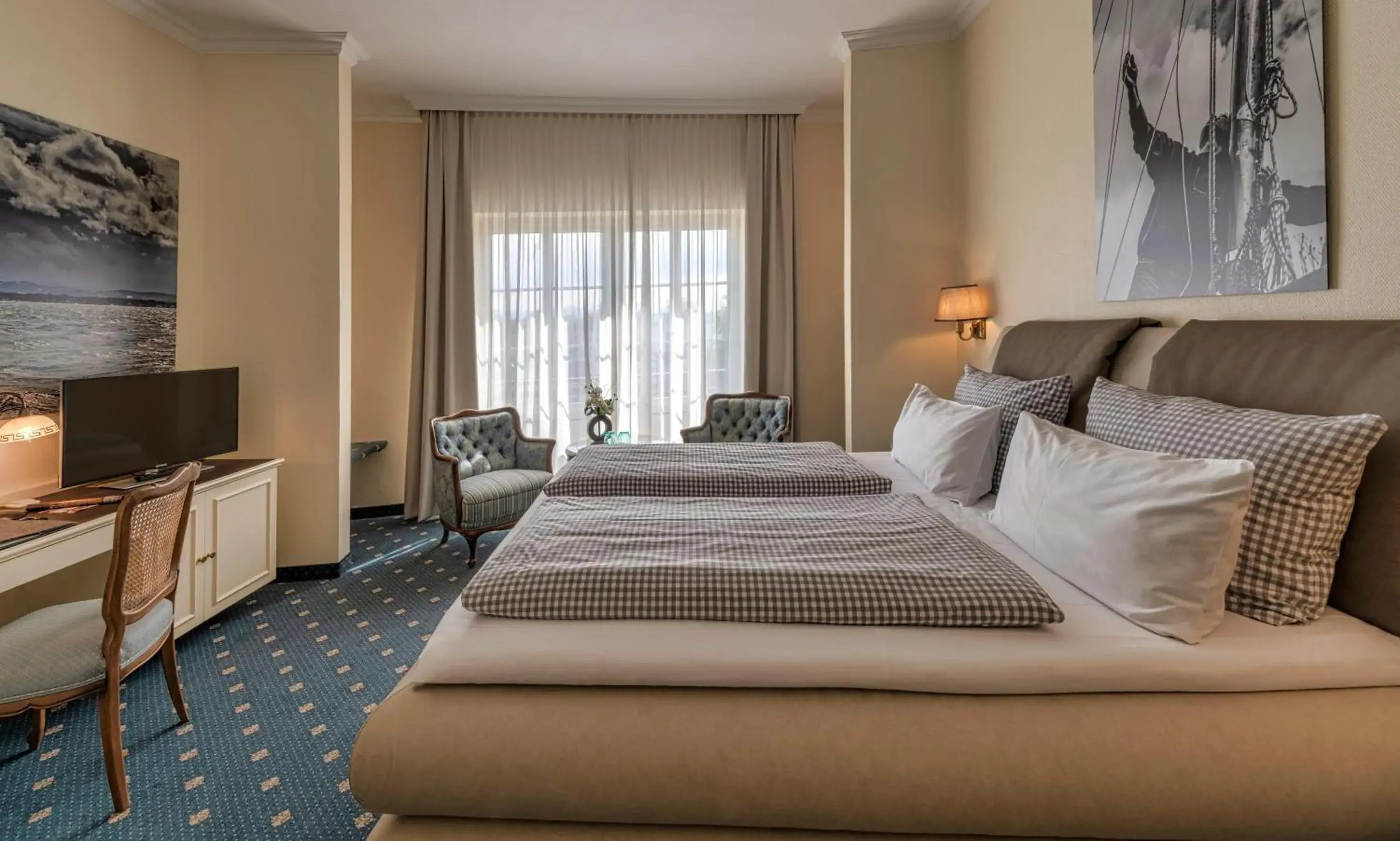 King Room - single occupancy in Hotel Starnberger See King Room - single occupancy in Hotel Starnberger See