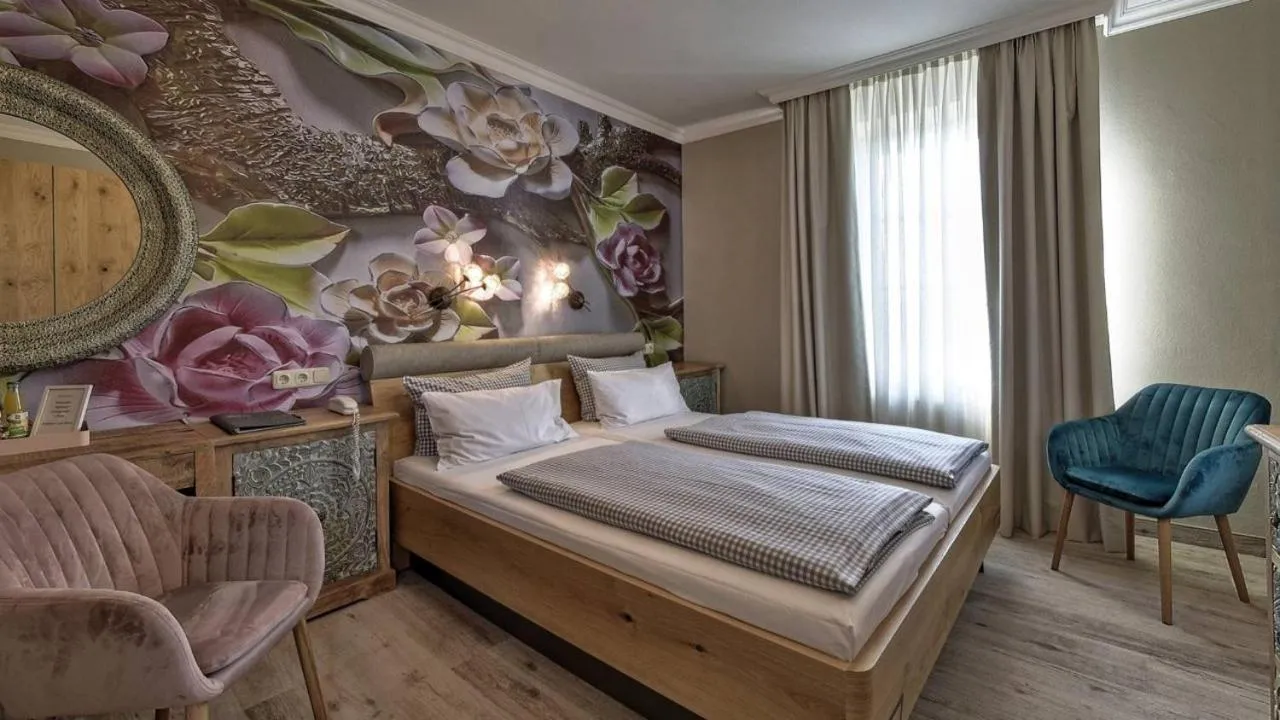 Bed in Hotel Starnberger See