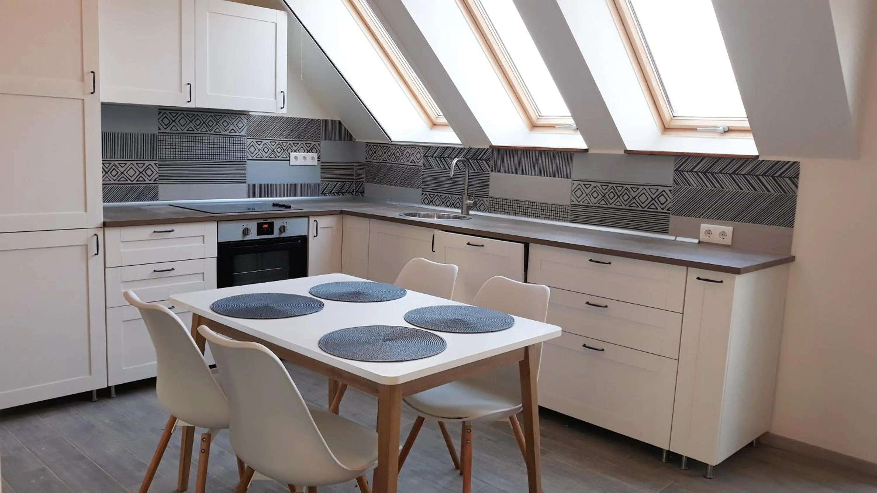 Kitchen or kitchenette in Cosy Holiday Apartment Keszthely