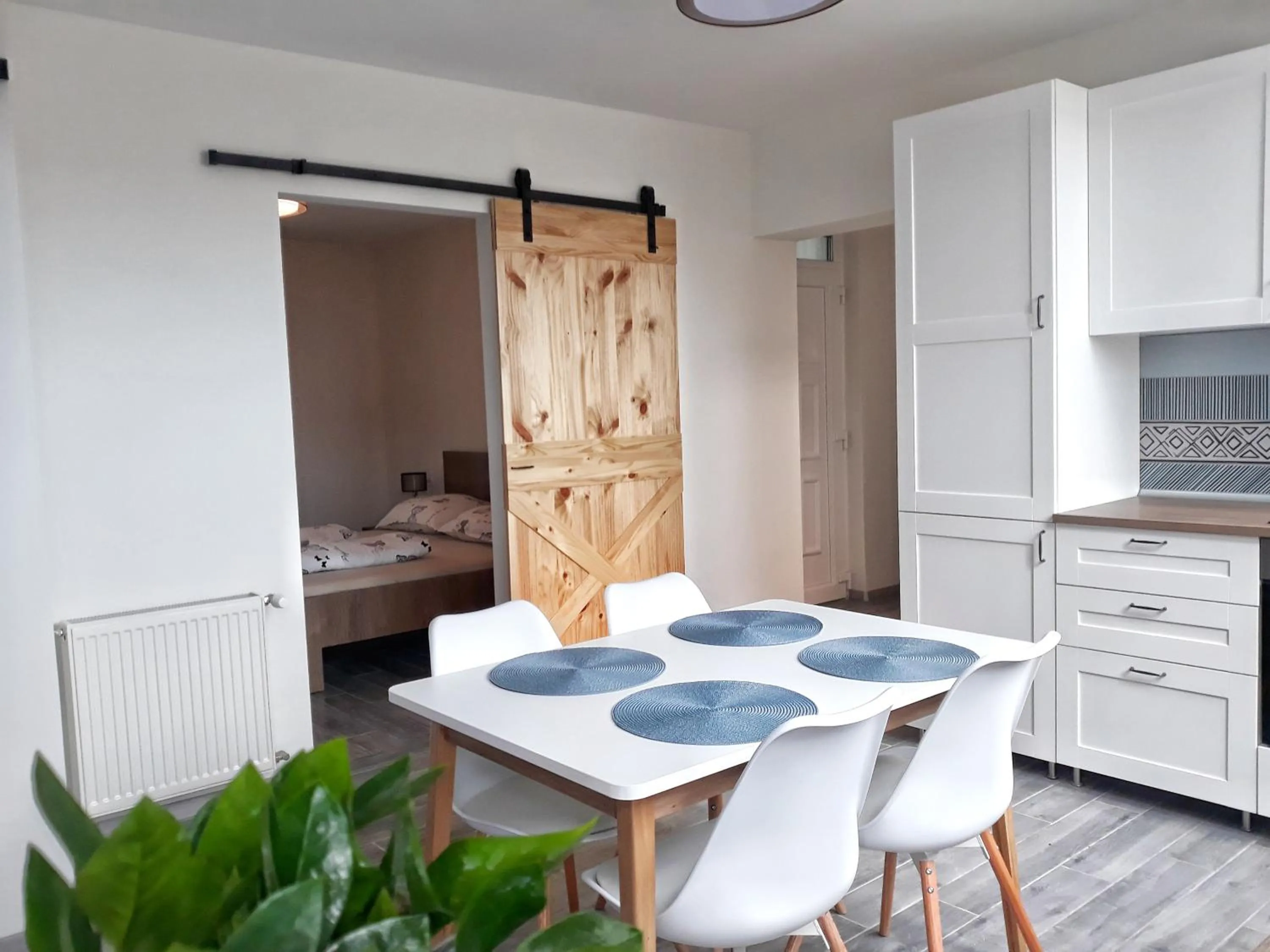 Dining area in Cosy Holiday Apartment Keszthely