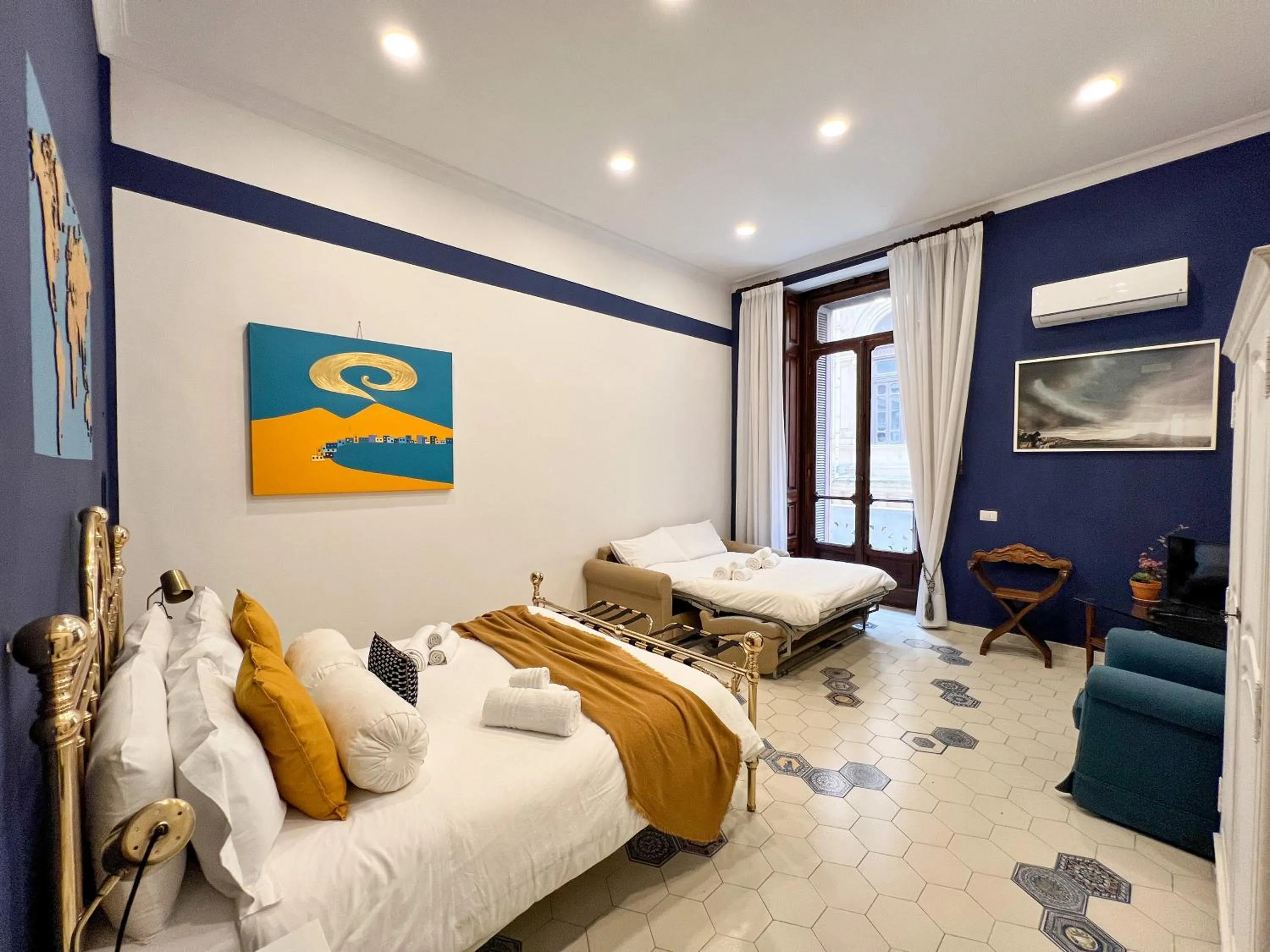 Photo of the whole room in Sibilla Napoli