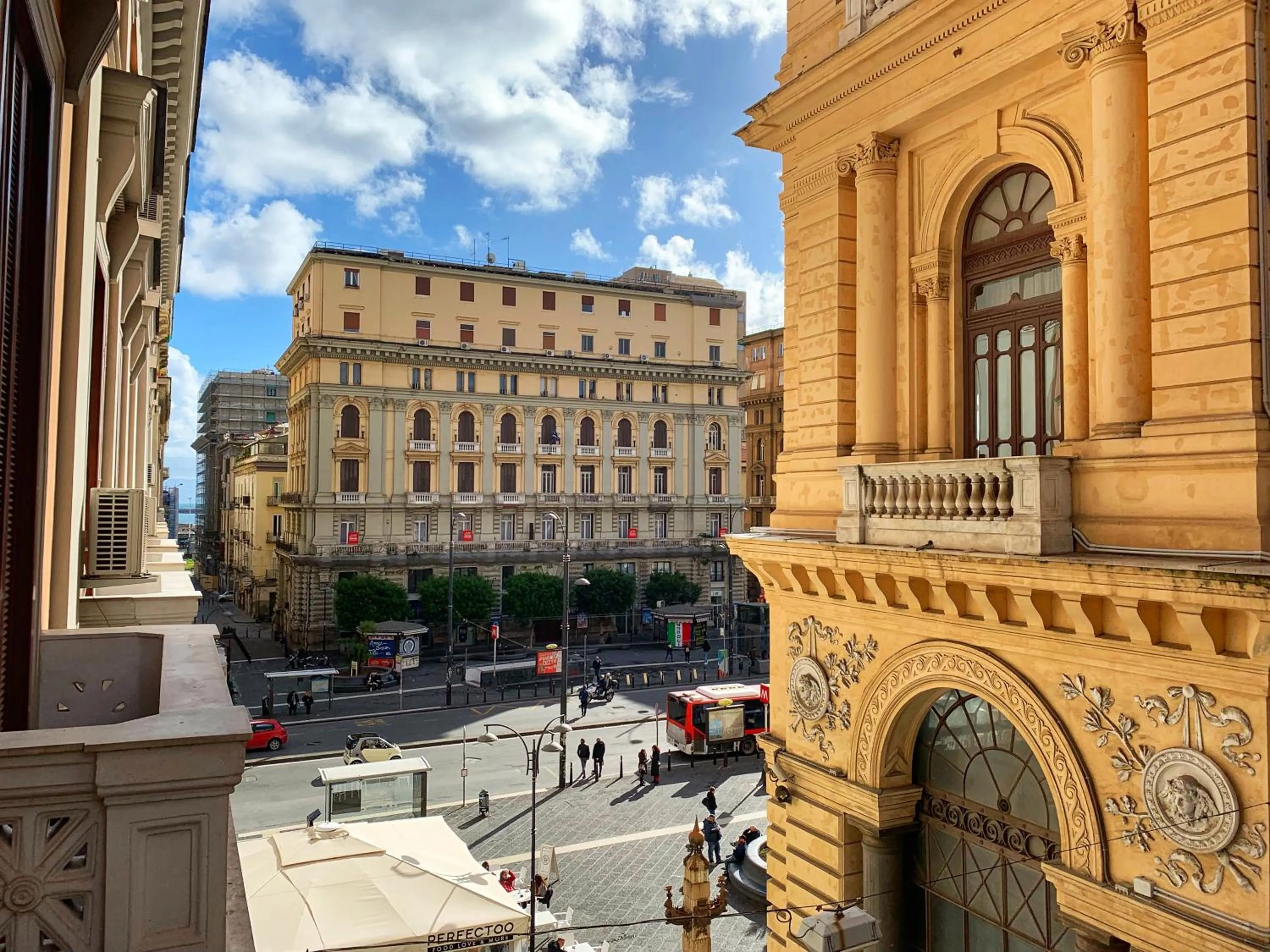 Property building in Sibilla Napoli