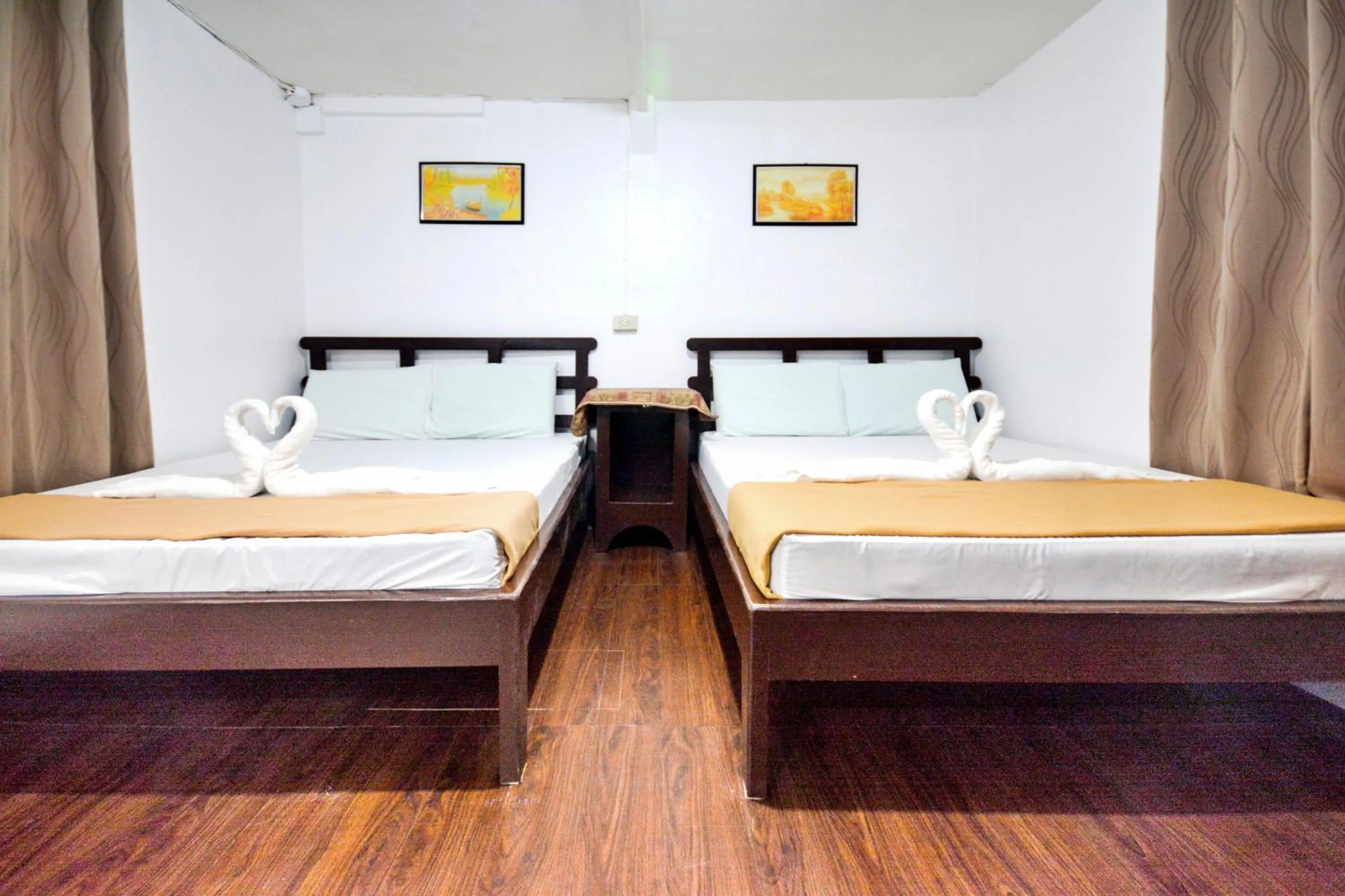 Bedroom, Bed in Boracay Morning Beach Resort