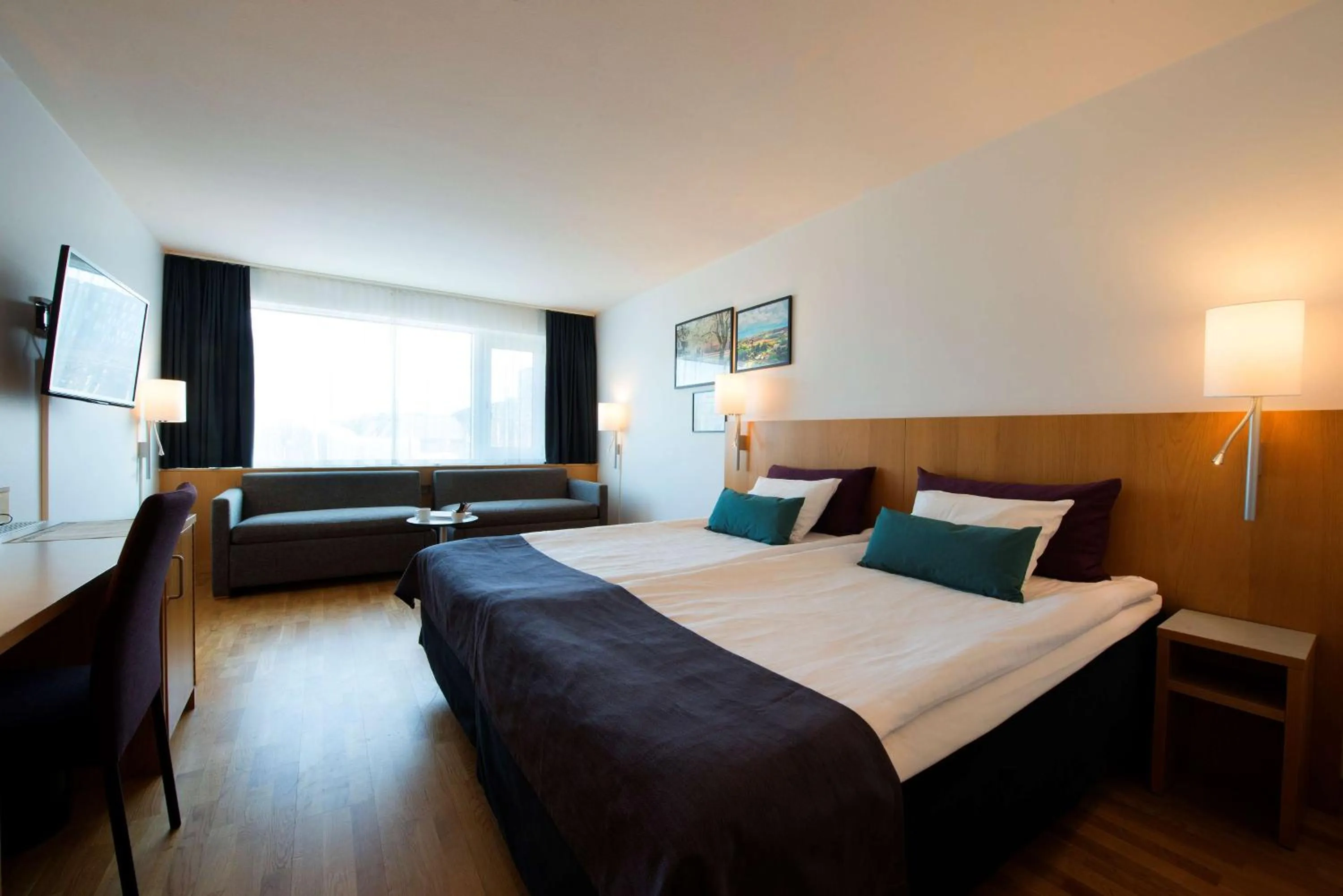 Bedroom, Bed in Scandic Europa