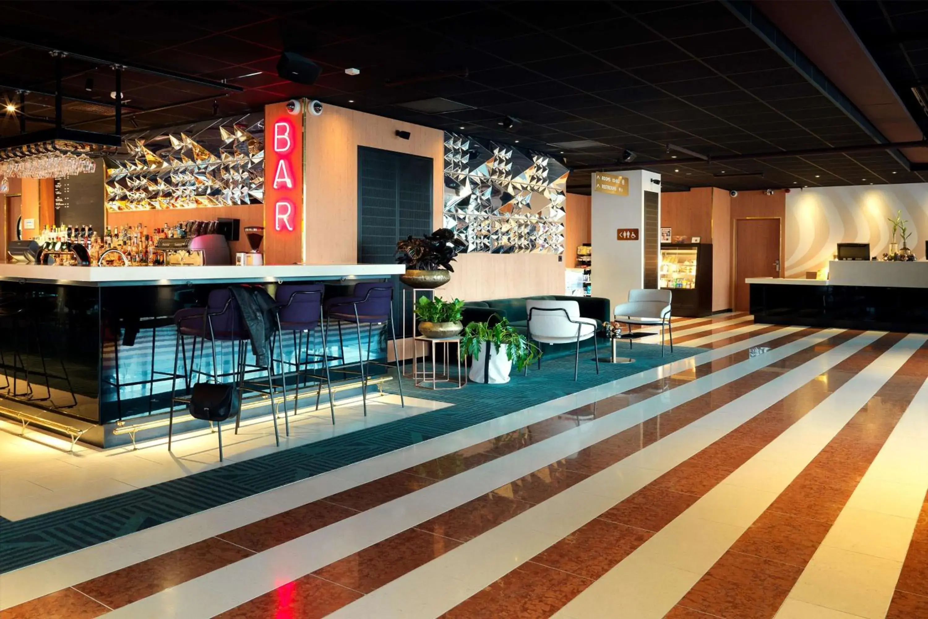 Lounge or bar in Scandic Europa Lounge or bar in Scandic Europa
