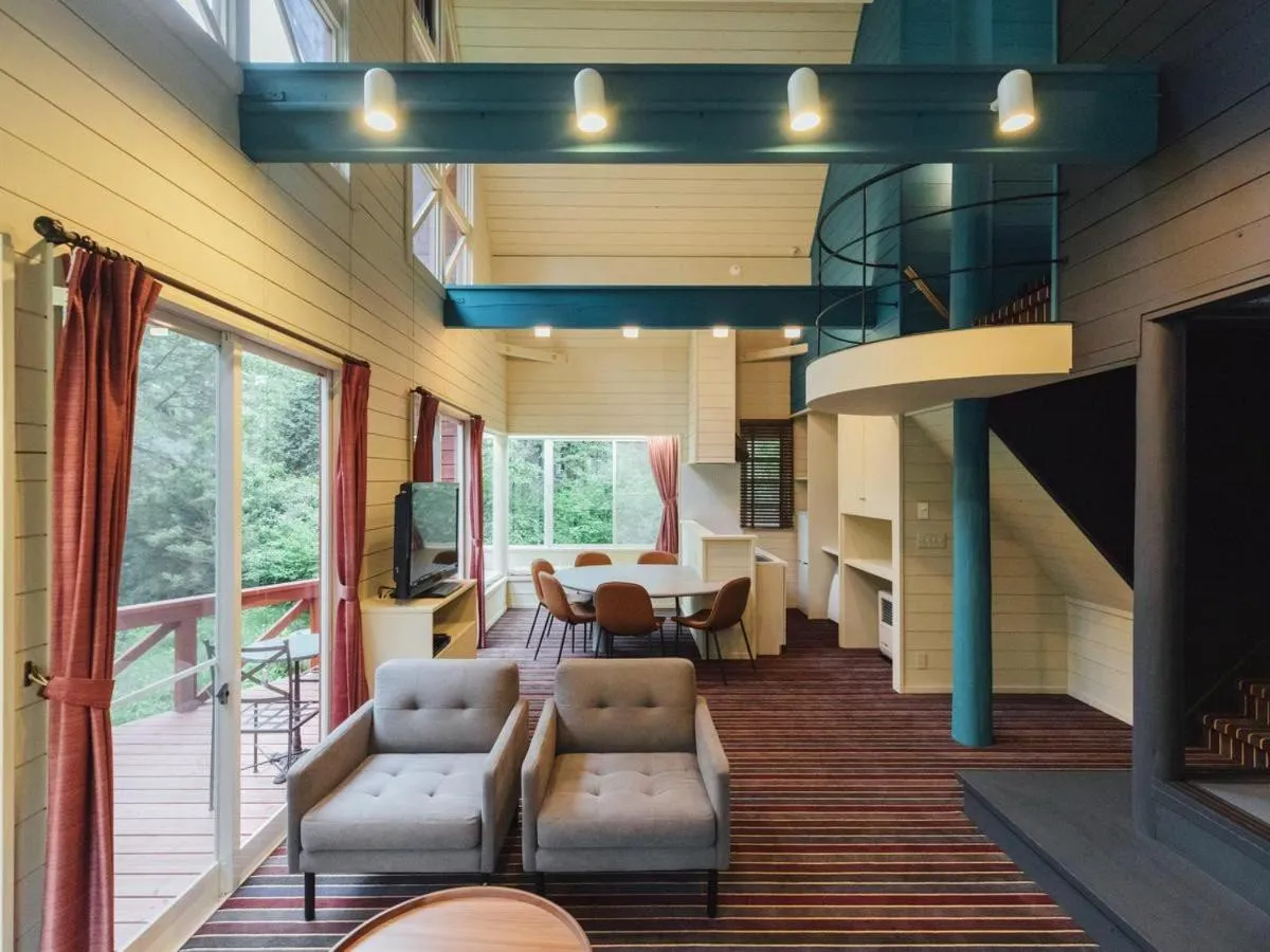 Photo of the whole room in Izumigo AMBIENT Yatsugatake Cottage