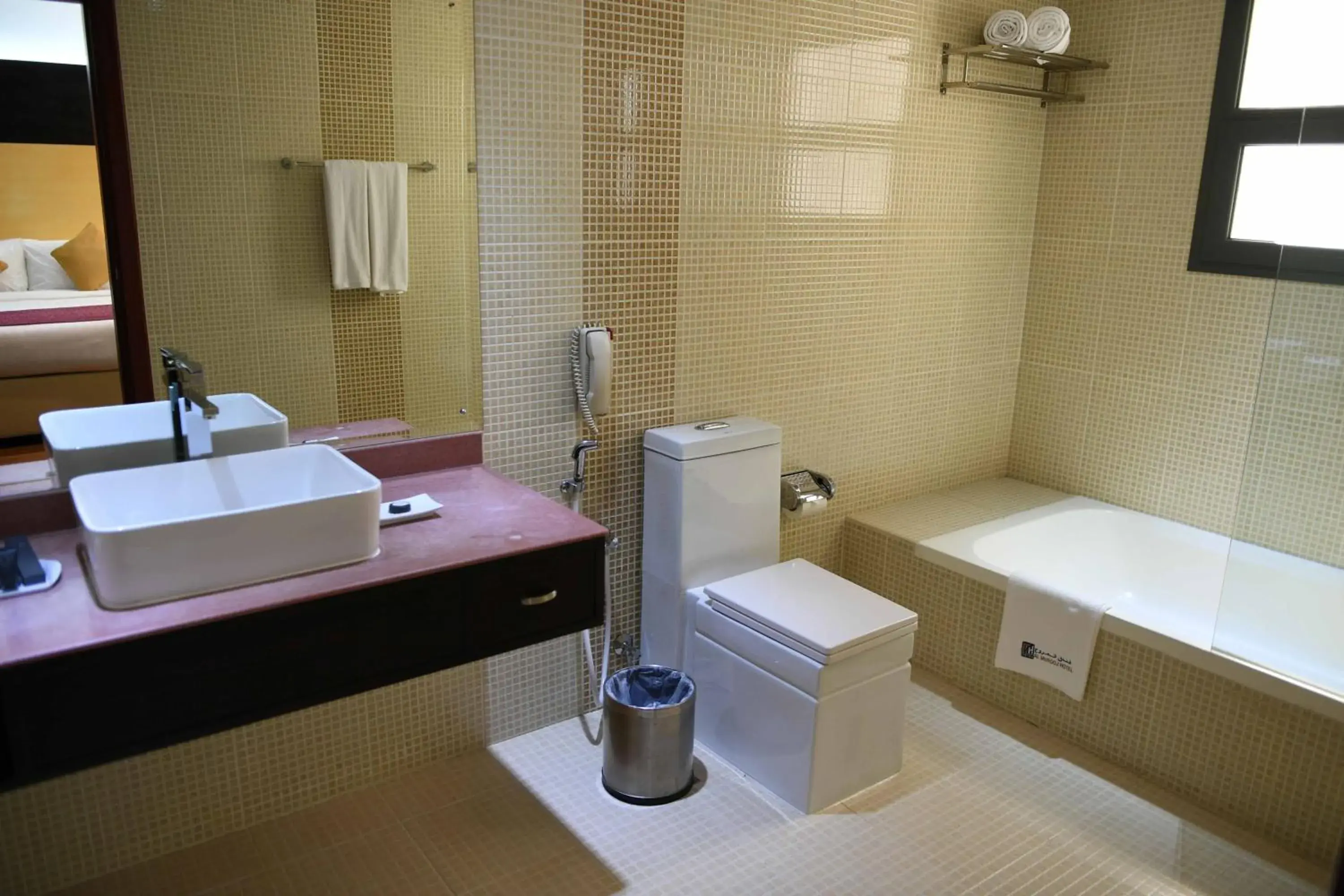 Superior King Room in Juffair Gate Hotel Superior King Room in Juffair Gate Hotel