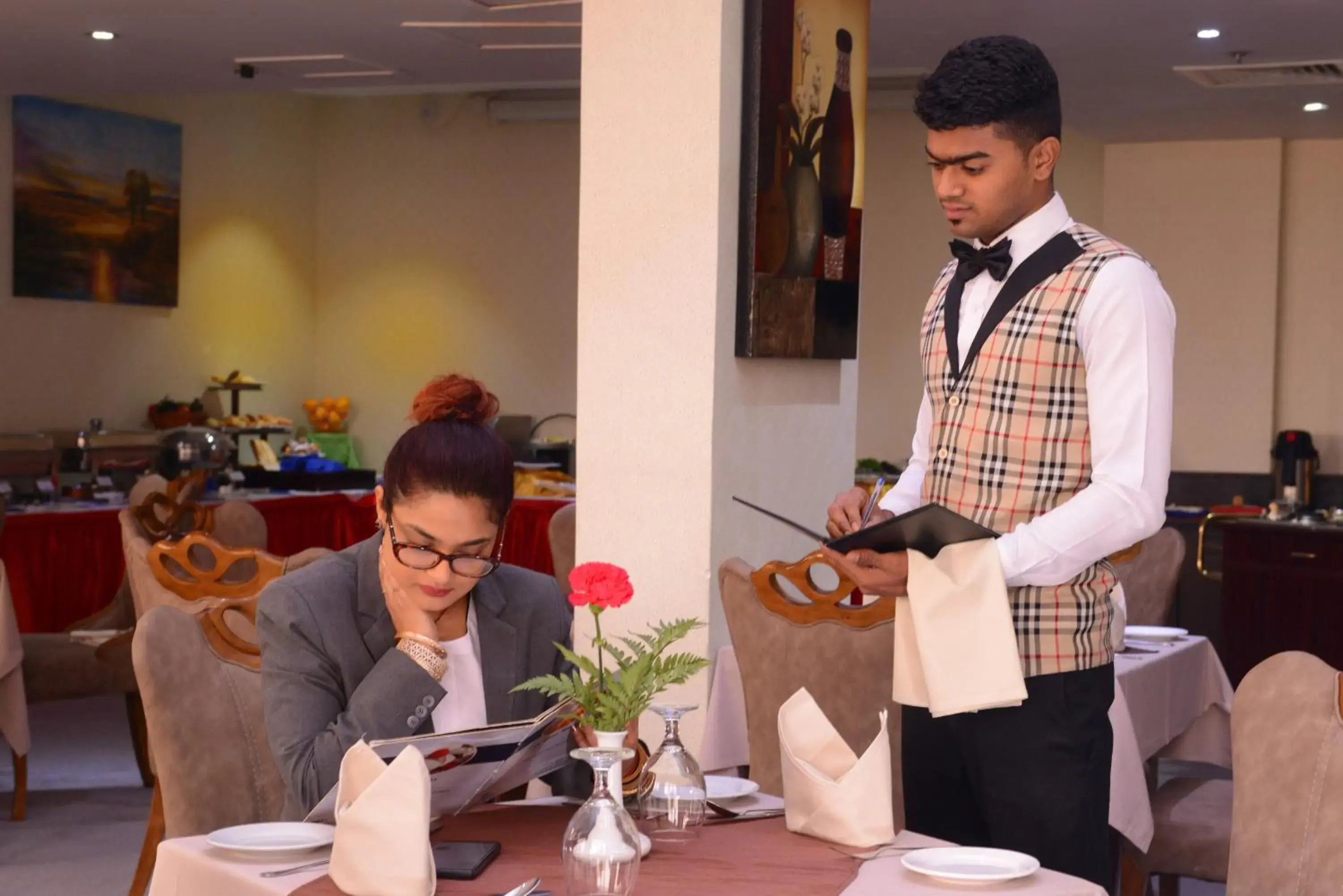 Restaurant/places to eat in Juffair Gate Hotel Restaurant/places to eat in Juffair Gate Hotel