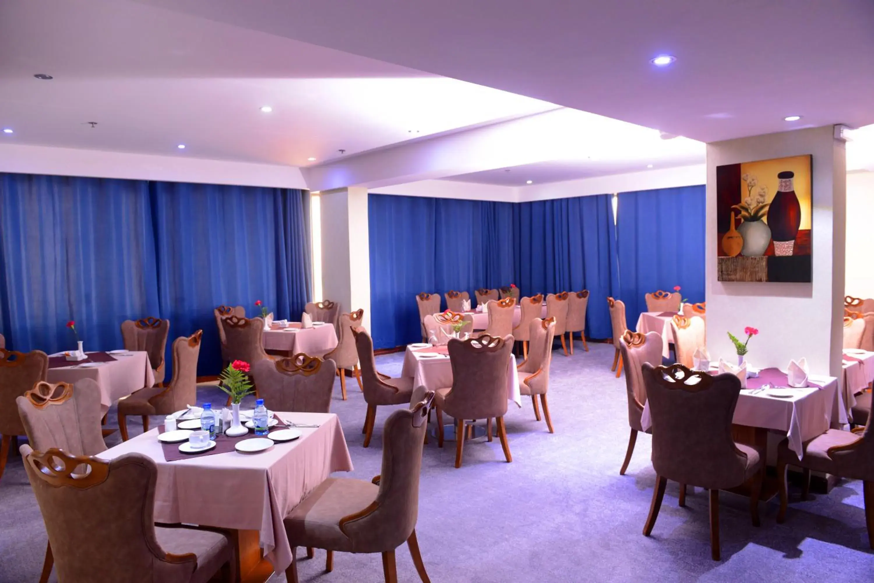 Restaurant/places to eat in Juffair Gate Hotel Restaurant/places to eat in Juffair Gate Hotel