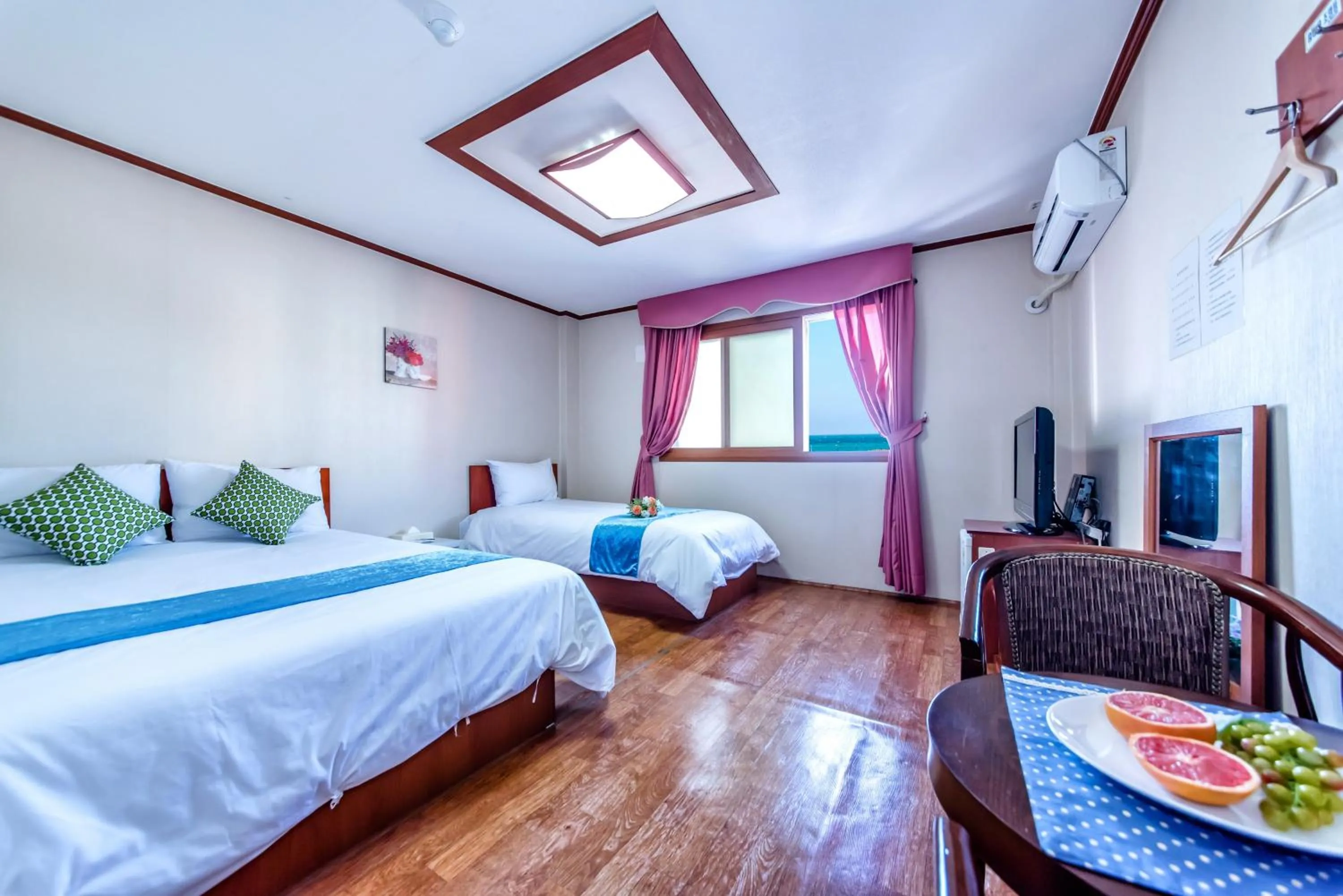 Day in Beach Story Hotel