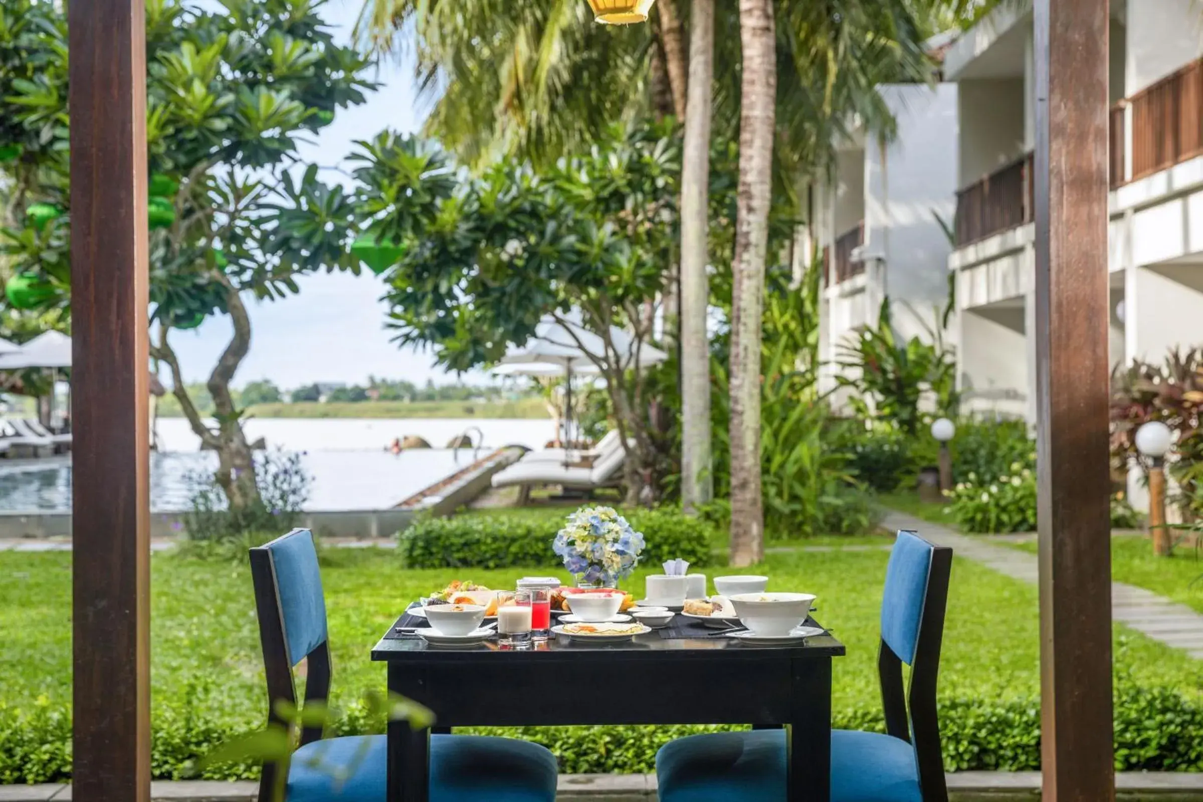 Restaurant/places to eat in Emerald Hoi An Riverside Resort Restaurant/places to eat in Emerald Hoi An Riverside Resort