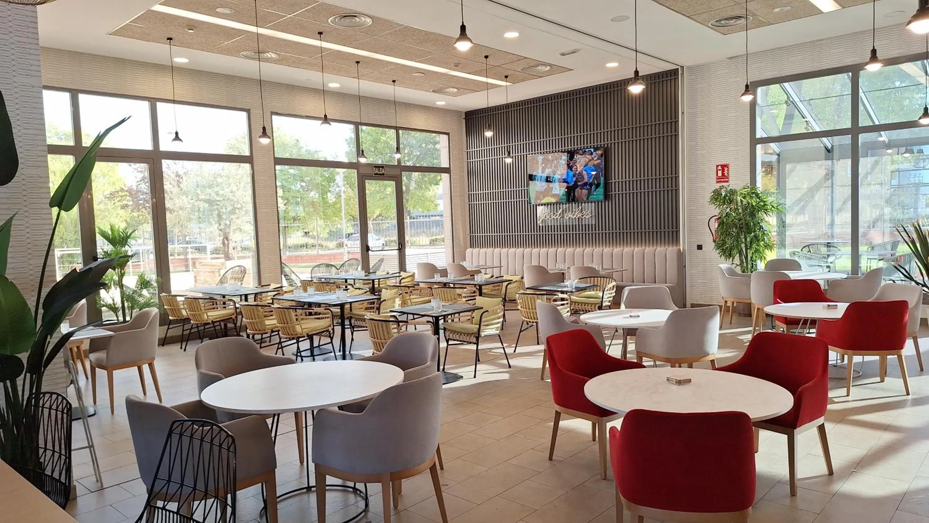 Restaurant/places to eat in Ramada by Wyndham Madrid Getafe