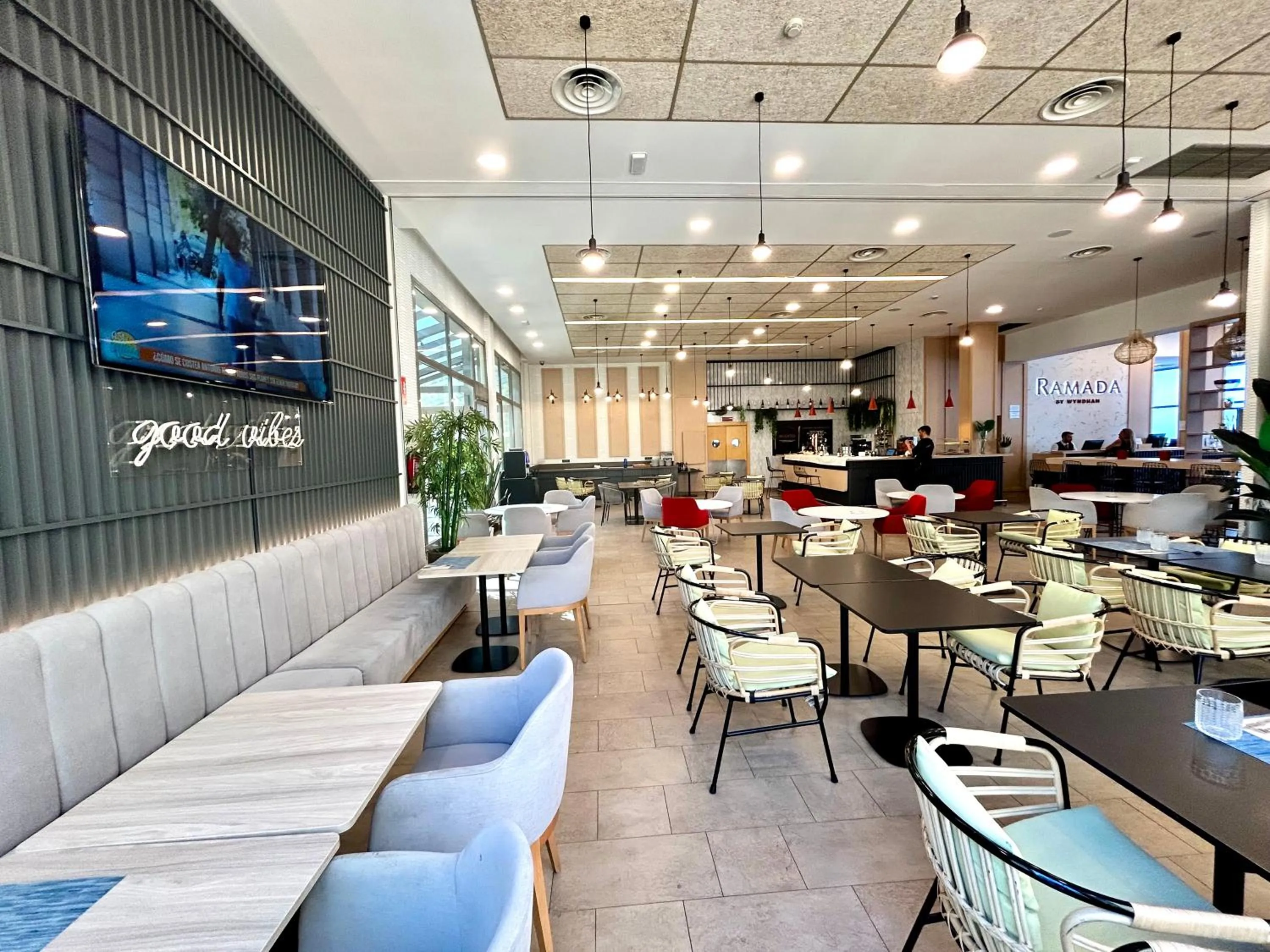 Restaurant/places to eat in Ramada by Wyndham Madrid Getafe