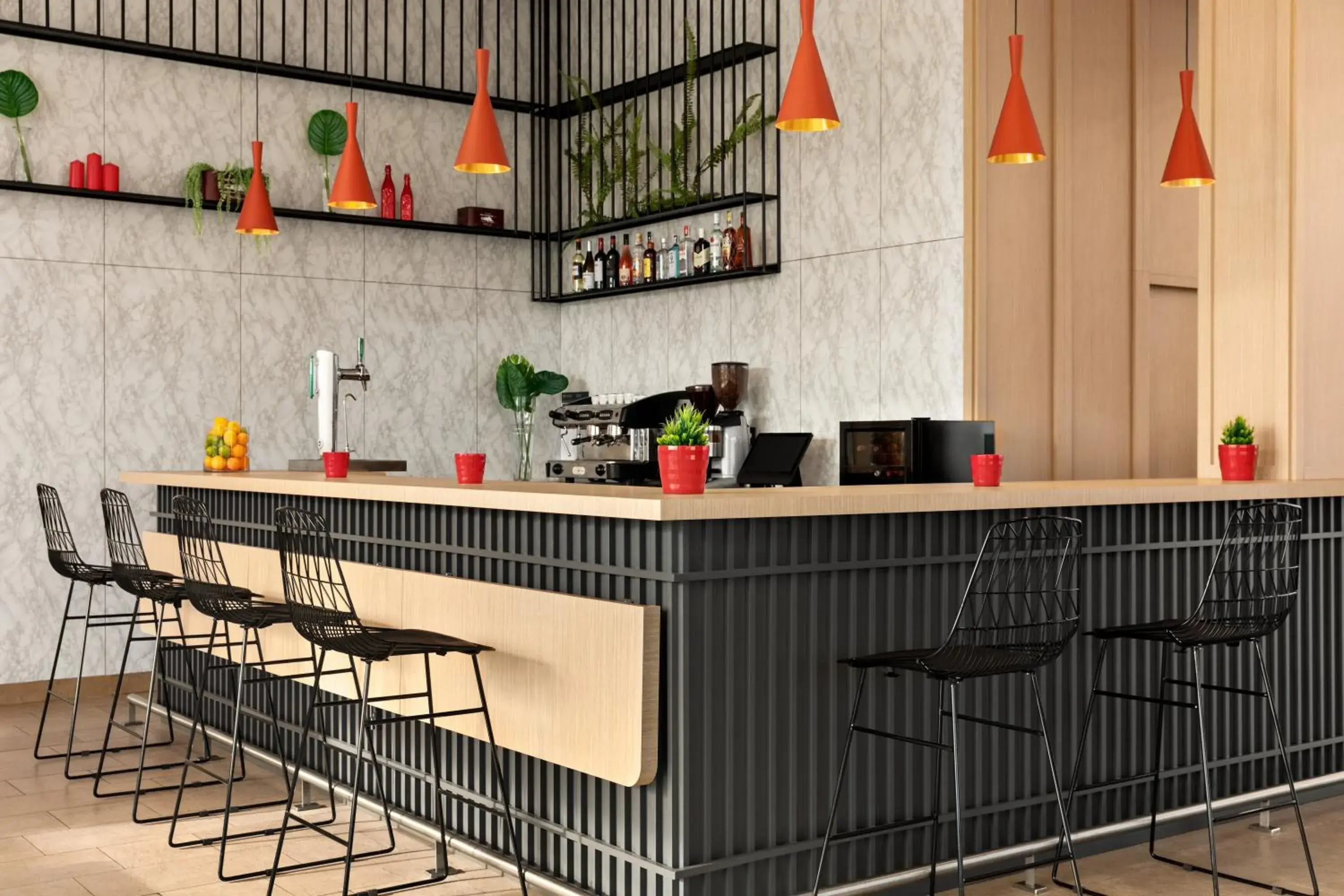 Lounge or bar in Ramada by Wyndham Madrid Getafe Lounge or bar in Ramada by Wyndham Madrid Getafe