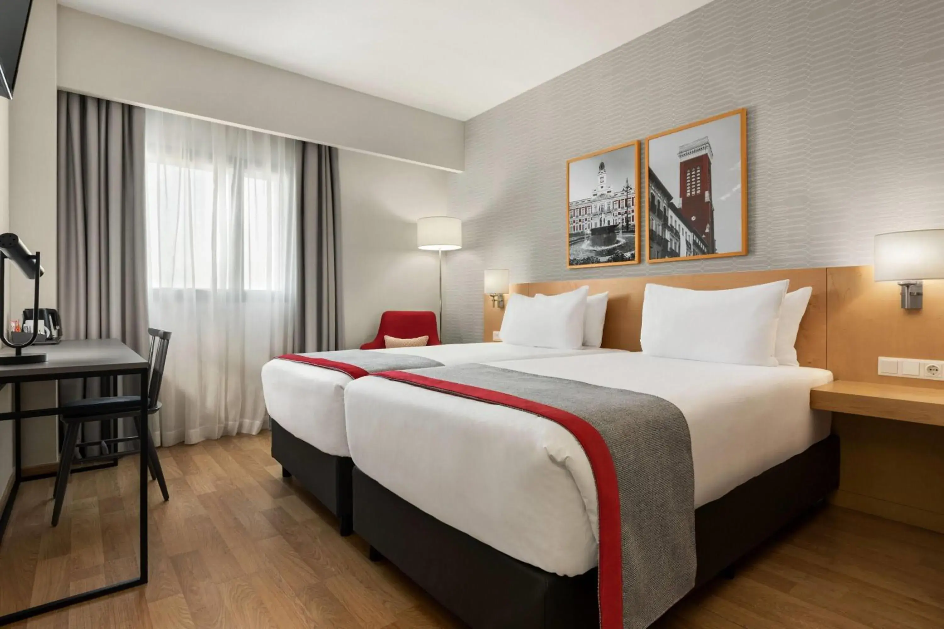 Photo of the whole room, Bed in Ramada by Wyndham Madrid Getafe Photo of the whole room, Bed in Ramada by Wyndham Madrid Getafe