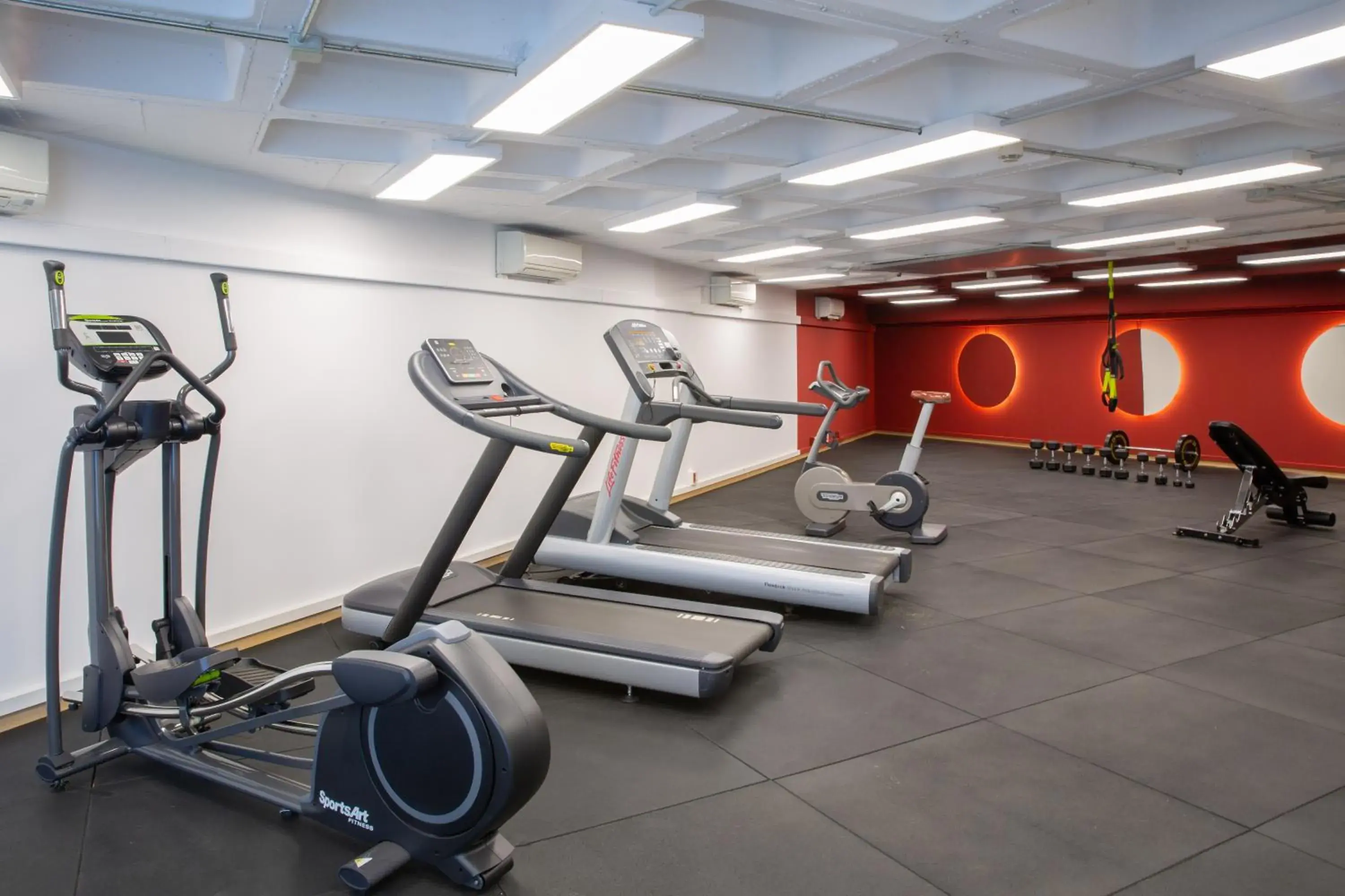 Fitness centre/facilities in Ramada by Wyndham Madrid Getafe Fitness centre/facilities in Ramada by Wyndham Madrid Getafe