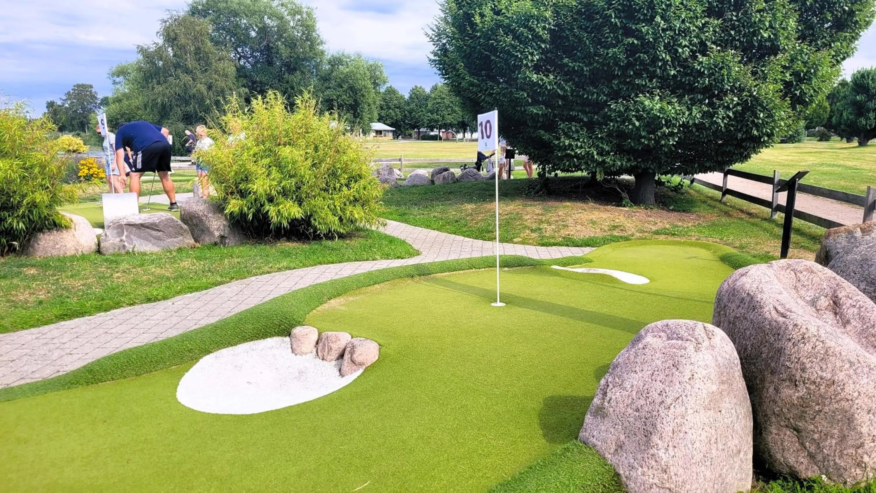 Minigolf in Vänerport Lakefront Hotell