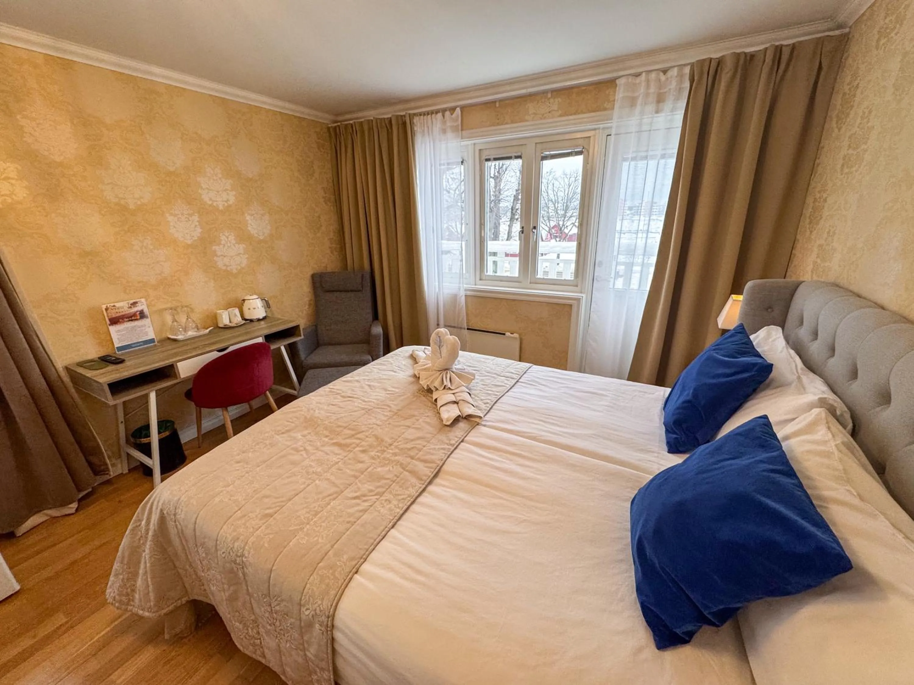 Bed in Vänerport Lakefront Hotell