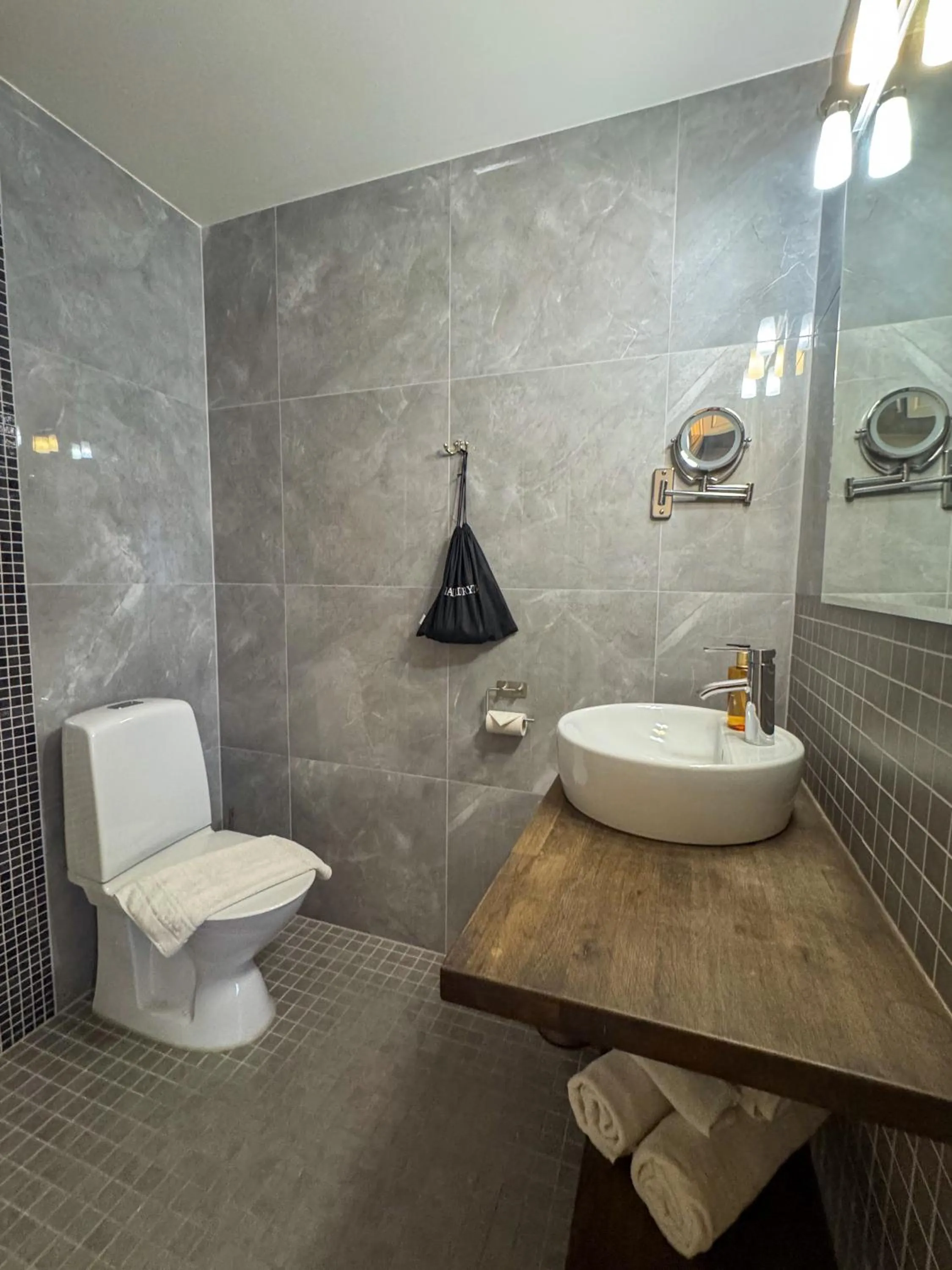 Vänerport Lakefront Hotell