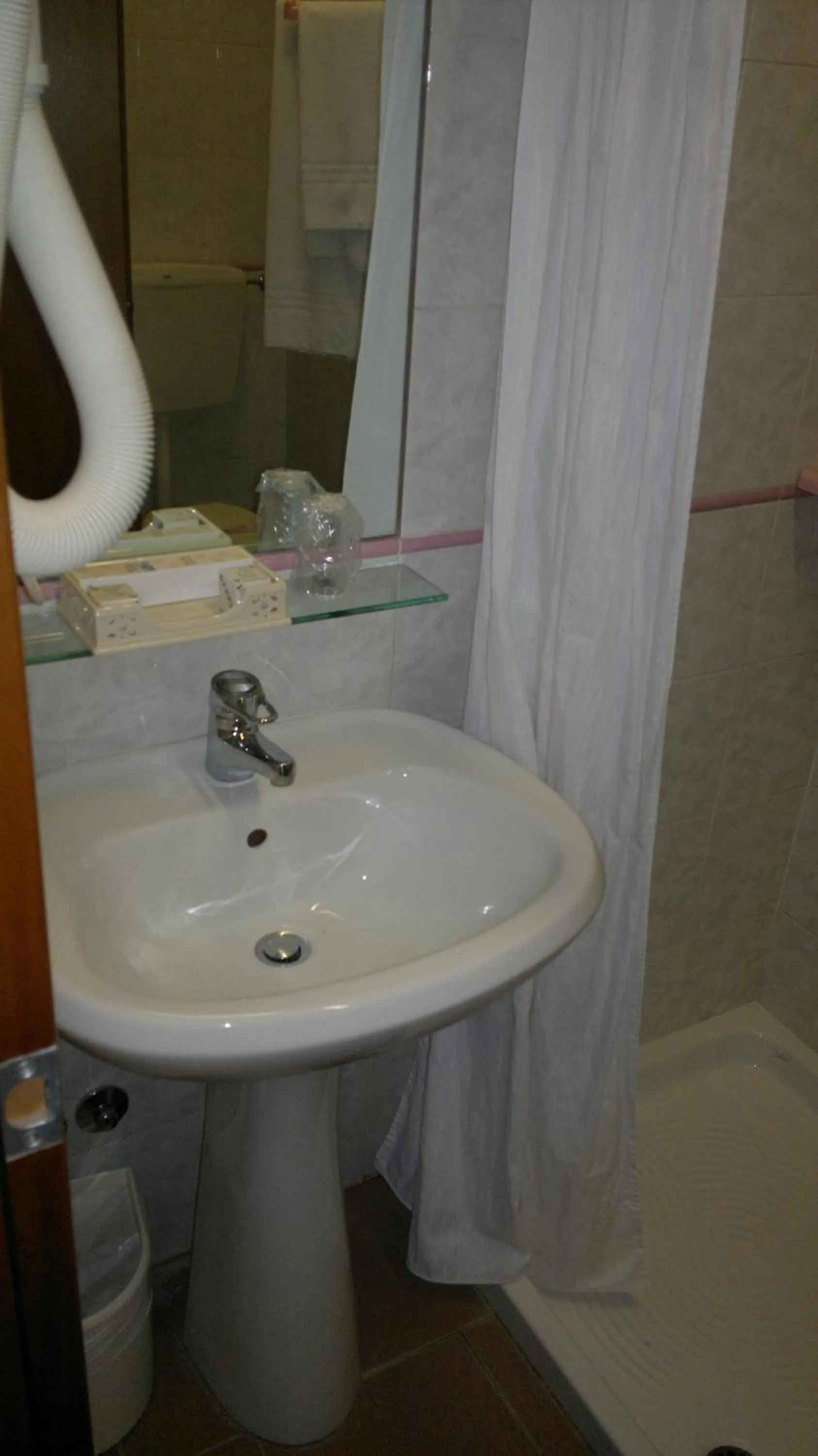 Bathroom in Hotel Centrale