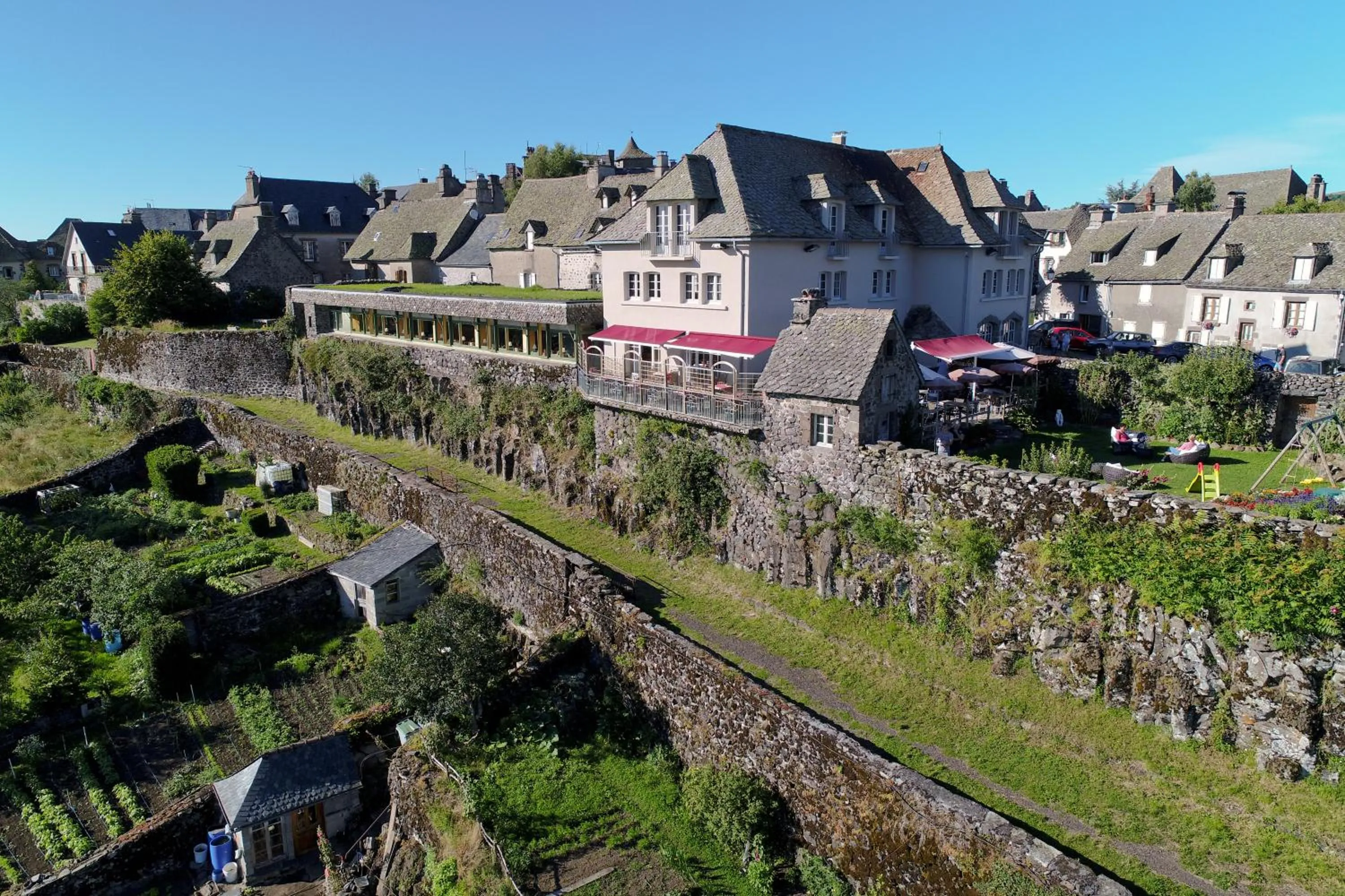 Logis Hôtel Restaurant & Spa les Remparts
