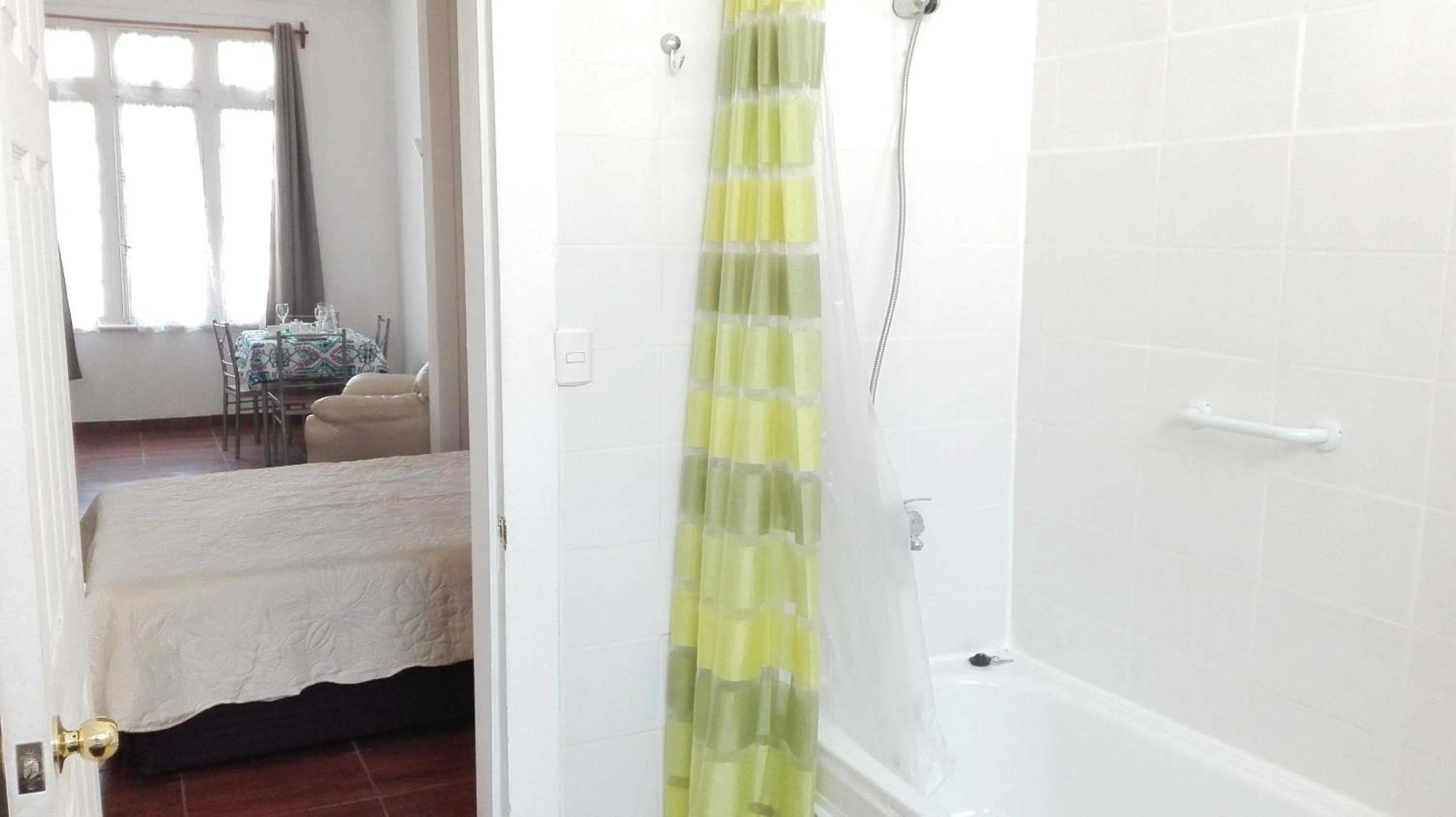 Bathroom in Mediterraneo Apartments (Recreo)