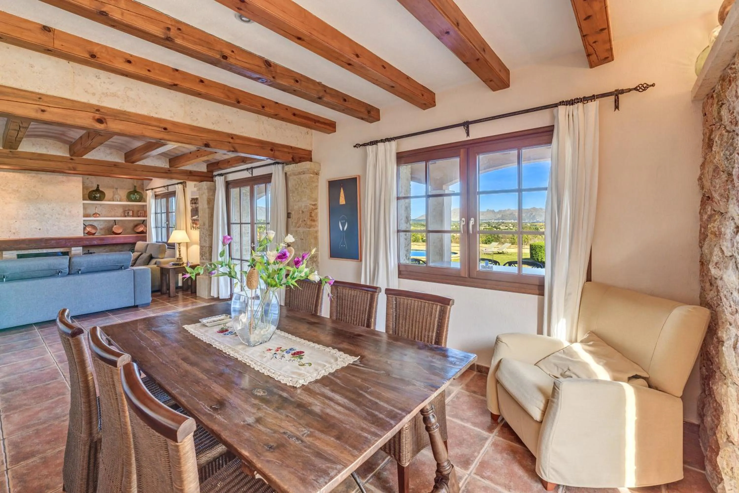 Property building in Es Coster de Na Llusia