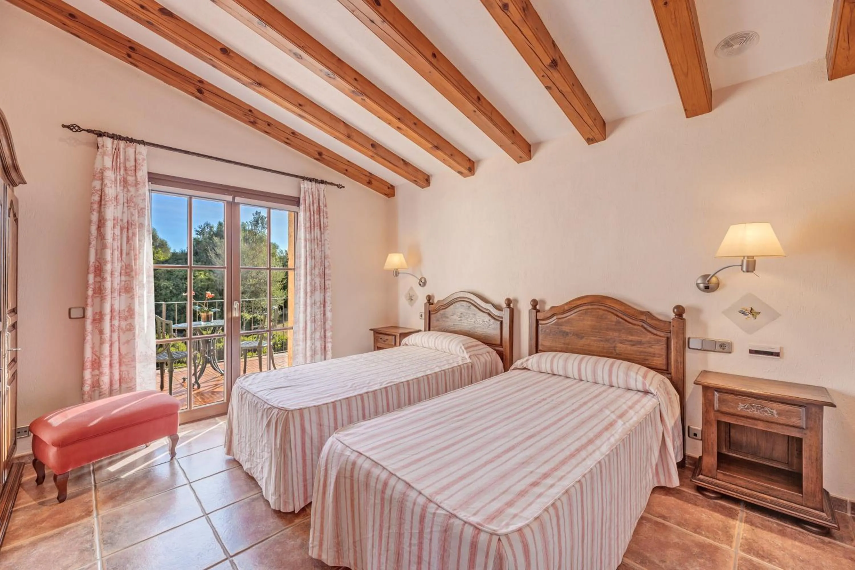 Property building, Bed in Es Coster de Na Llusia