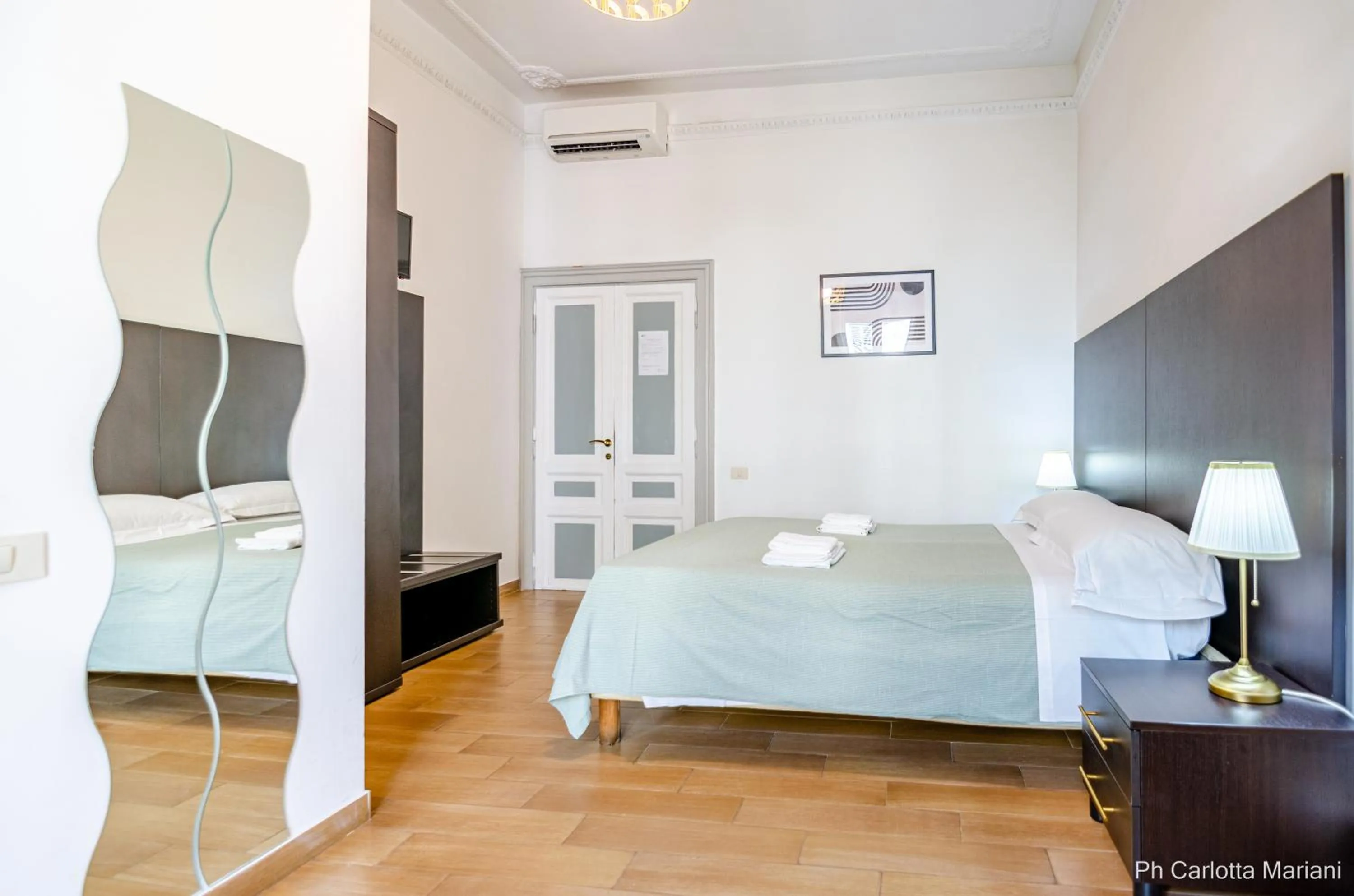 Bedroom, Bed in El Dorado Colosseum