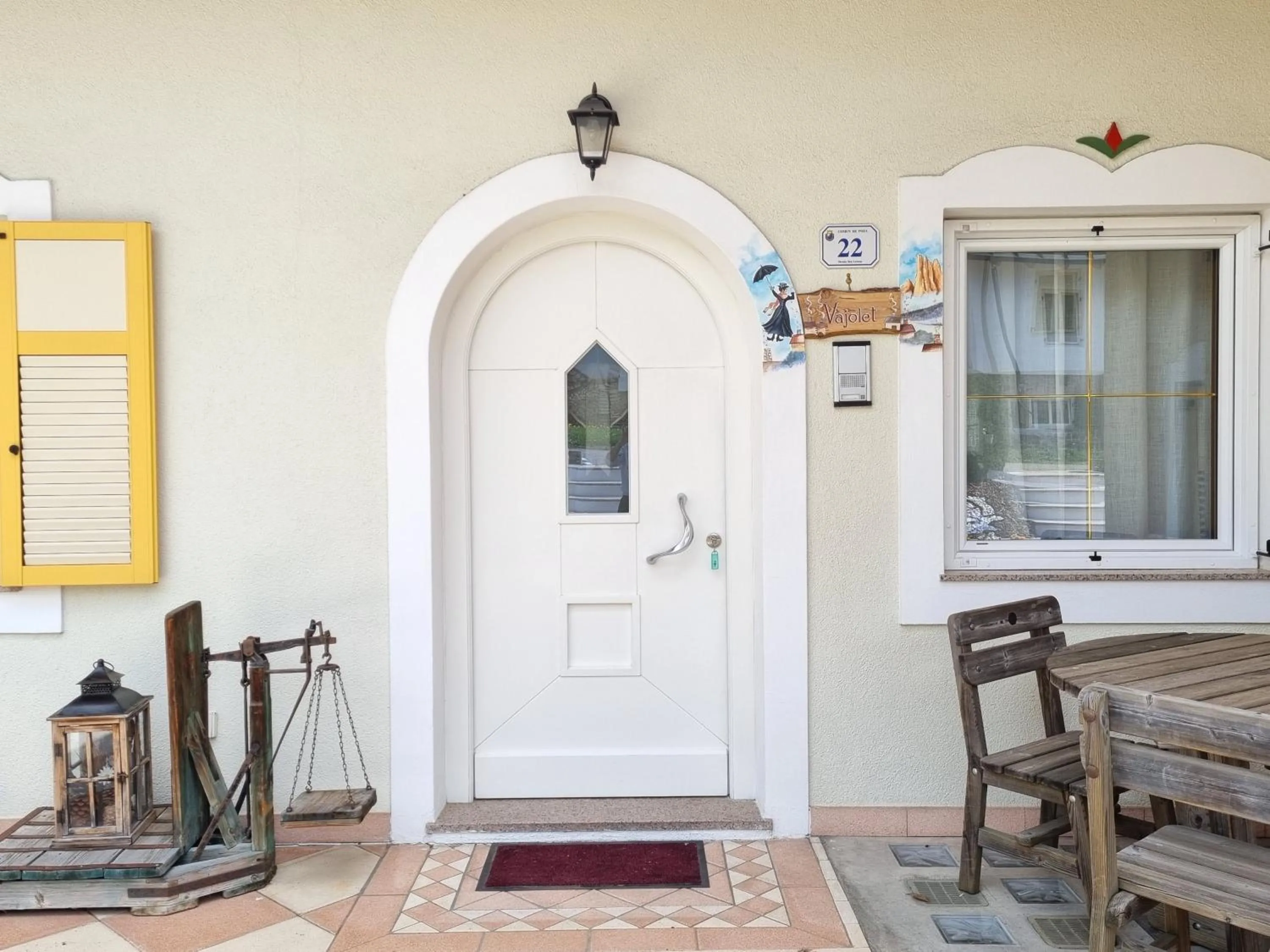 Facade/entrance in Residence Le Rose