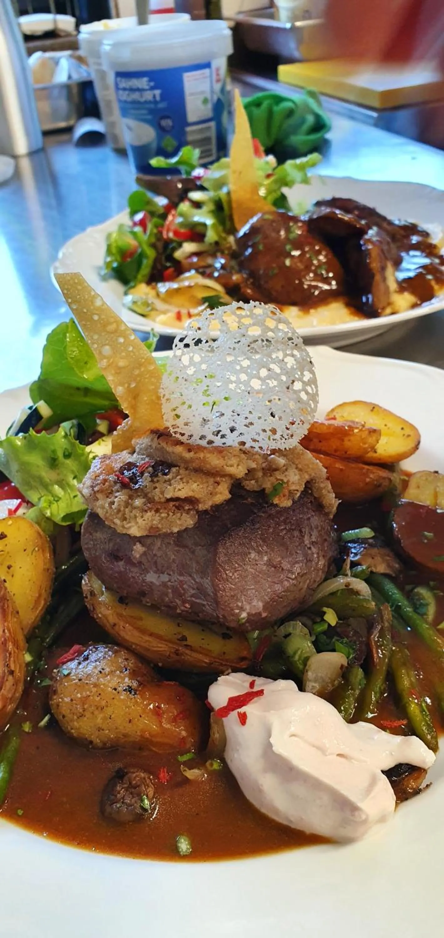 Restaurant/places to eat in Hotel-Restaurant Elsterblick