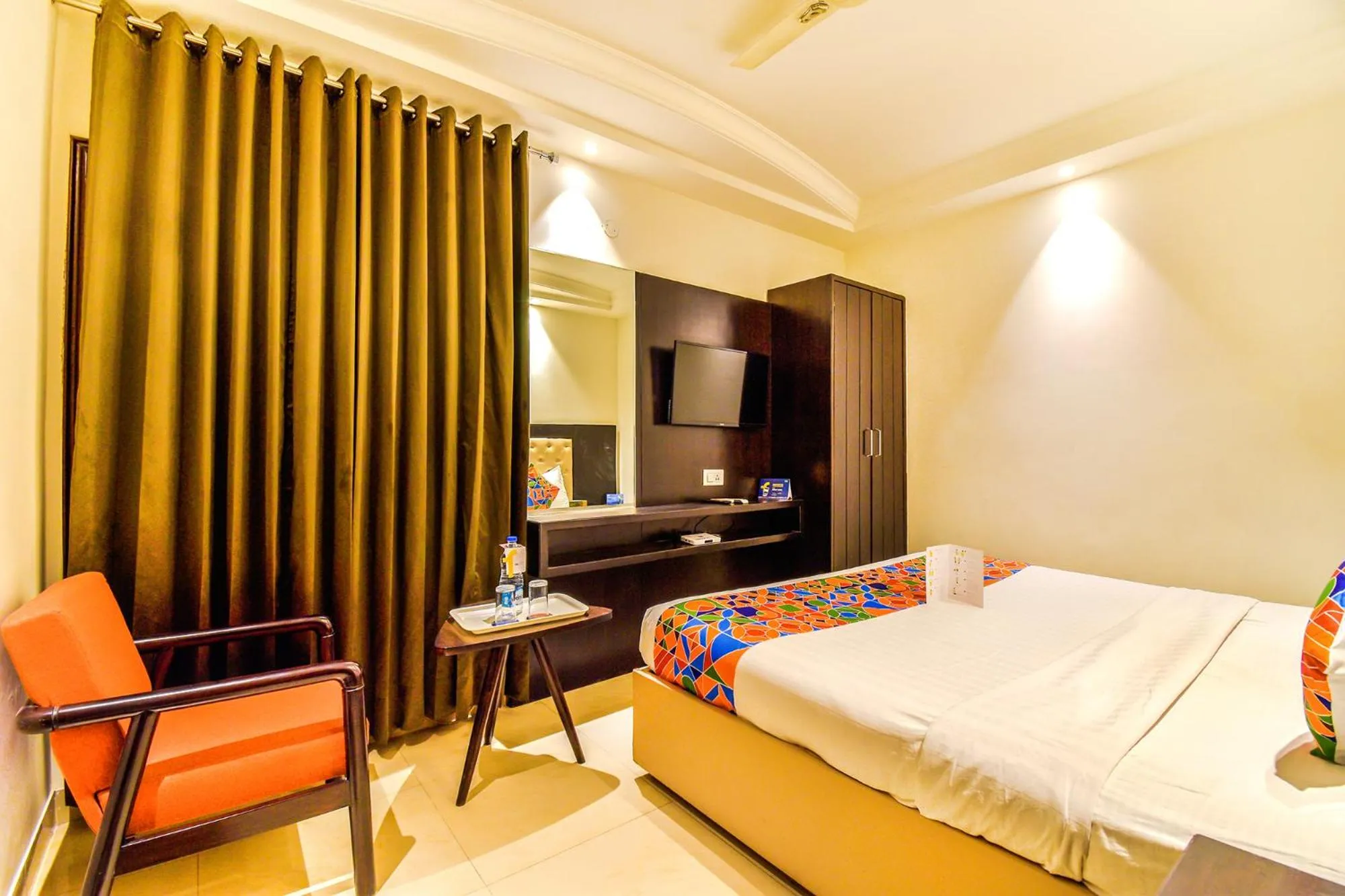 Bedroom, Bed in Hotel Le Golden