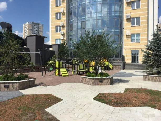 Apart Assistant on Smart Plaza