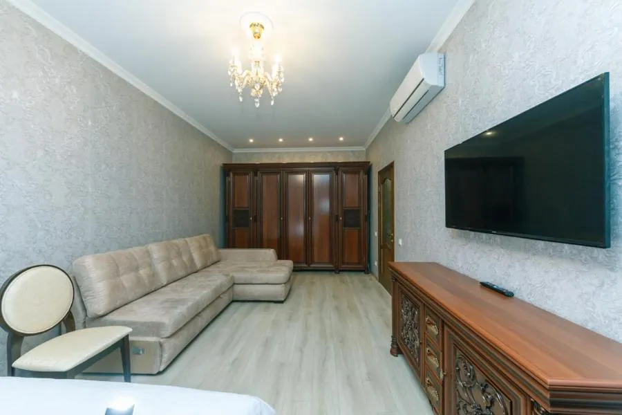 Apart Assistant on Smart Plaza
