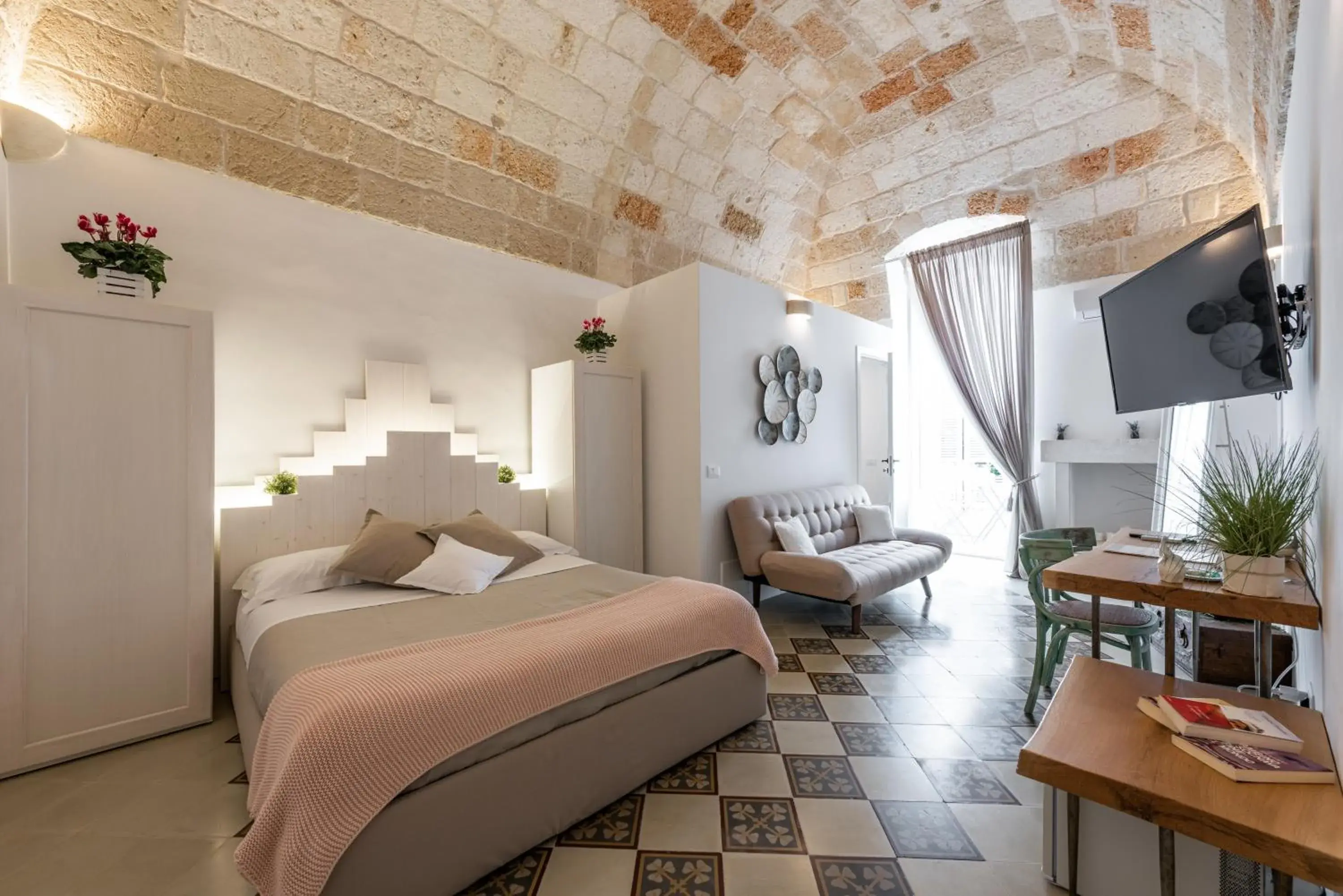 Deluxe Double Room with Balcony in D'aprile Dimore Deluxe Double Room with Balcony in D'aprile Dimore