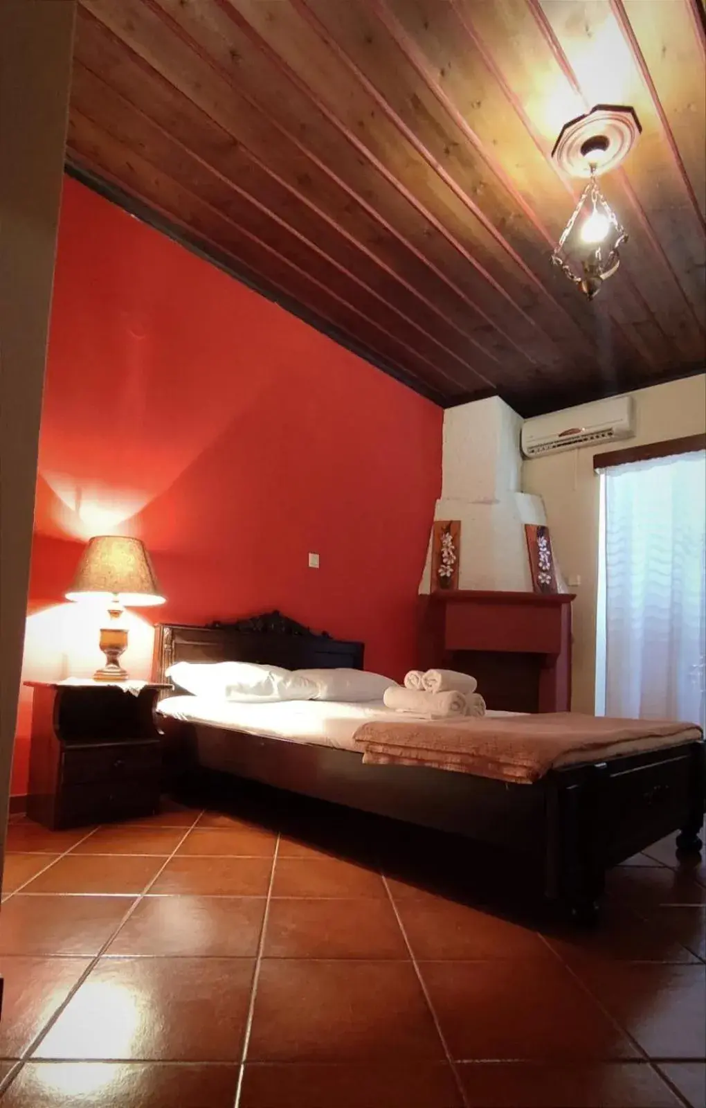 Standard Double or Twin Room in Konitsa Panorama Standard Double or Twin Room in Konitsa Panorama
