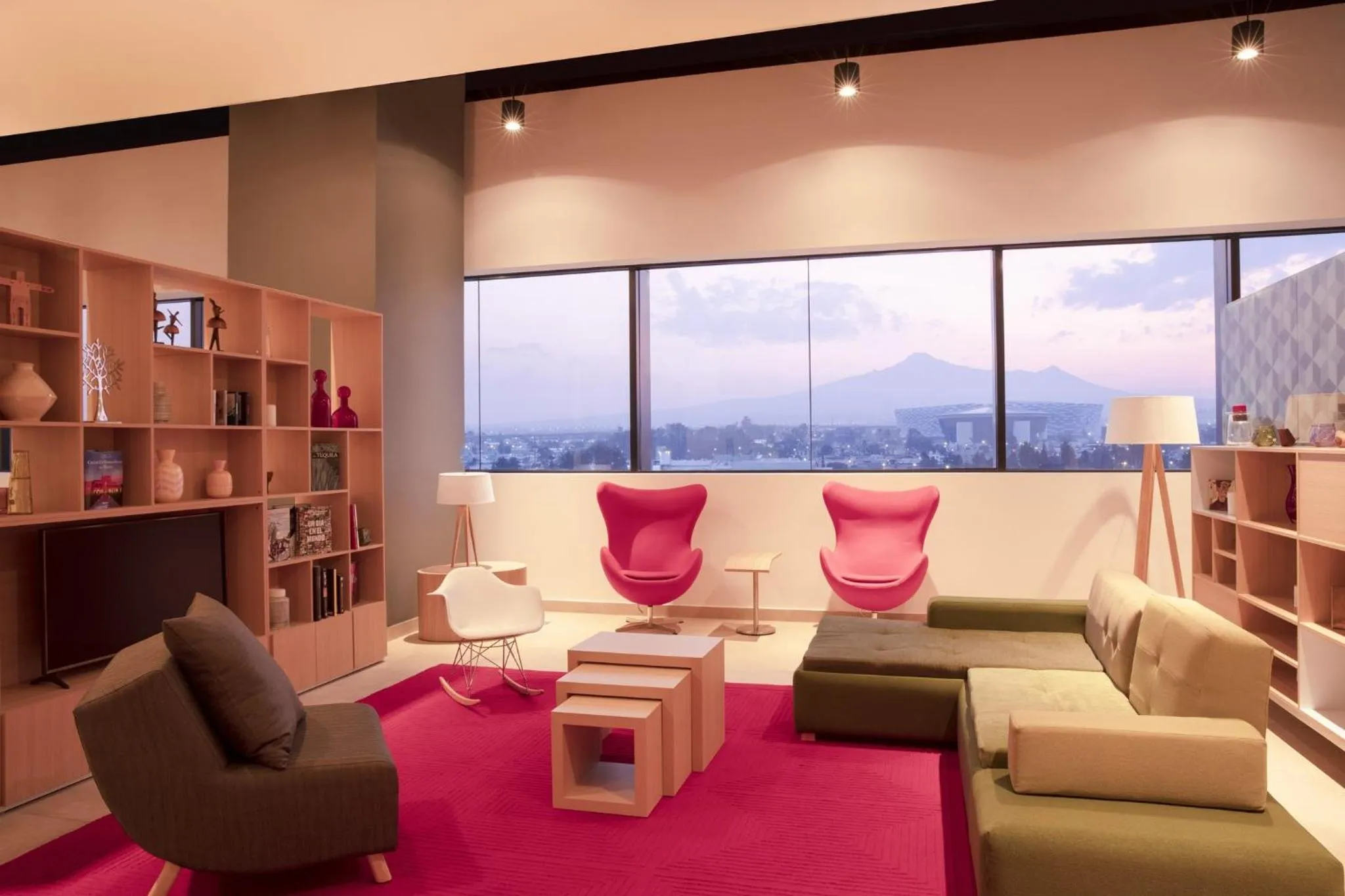 Lounge or bar in Fiesta Inn Parque Puebla