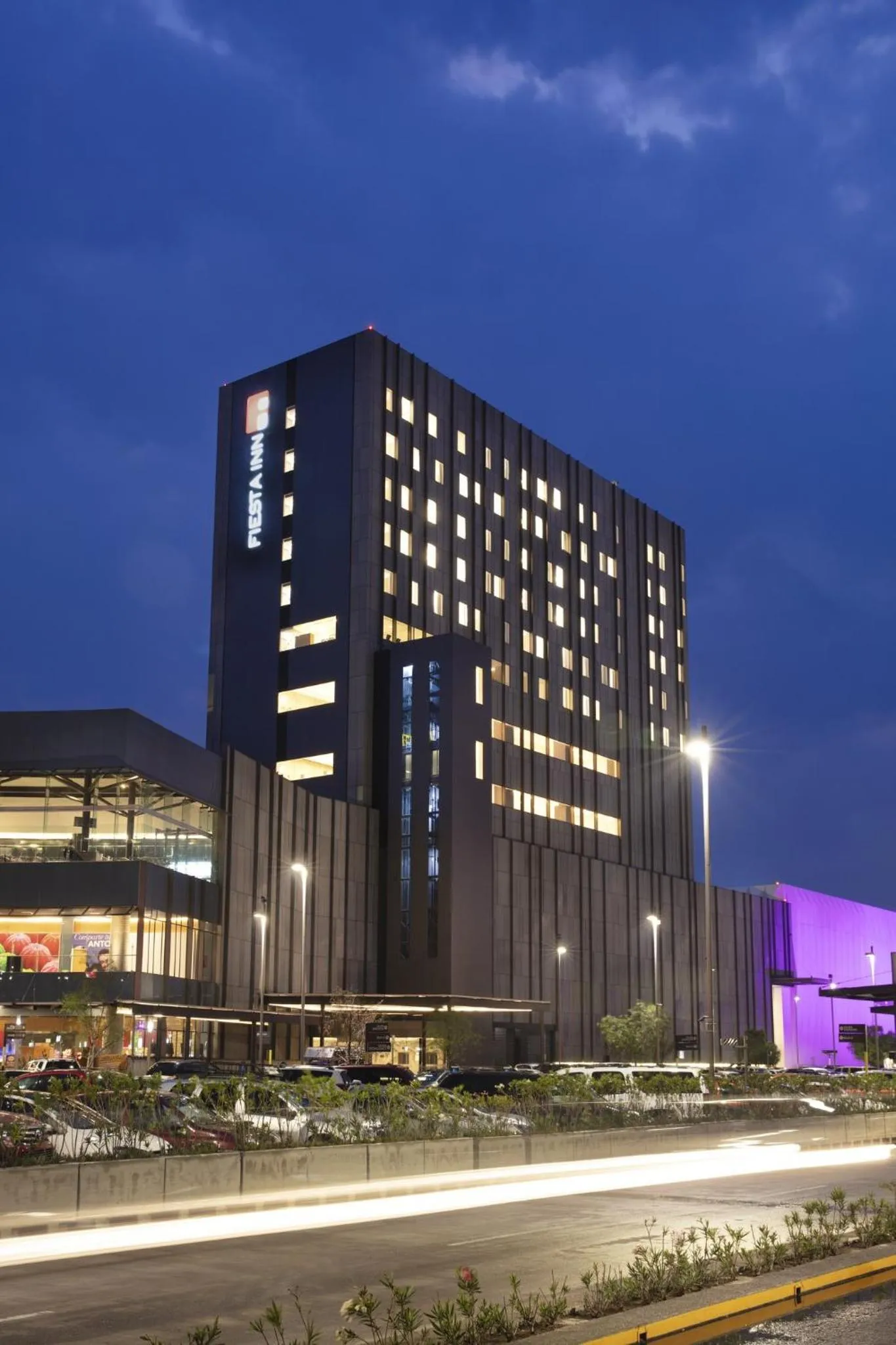 Property building in Fiesta Inn Parque Puebla