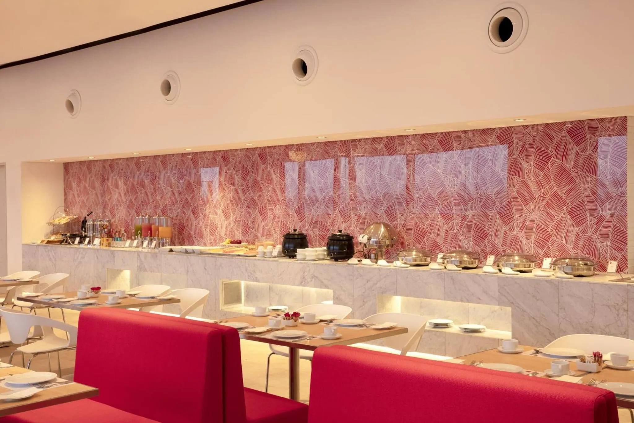 Restaurant/places to eat in Fiesta Inn Parque Puebla