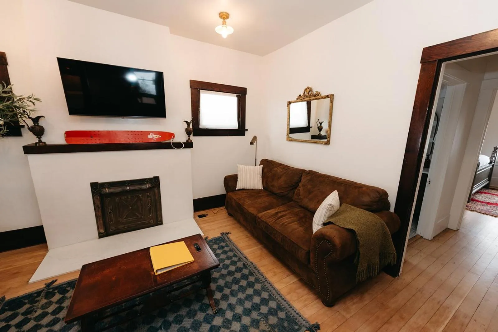 Communal lounge/ TV room in Ellerbeck Bed & Breakfast