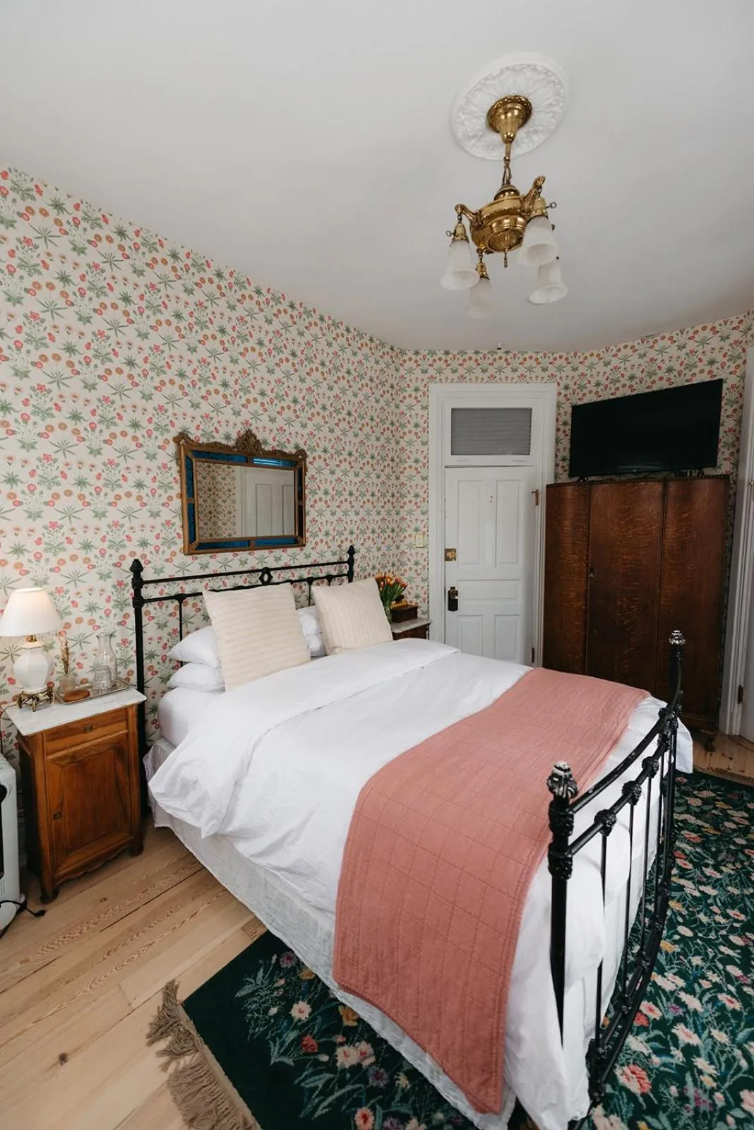 Bed in Ellerbeck Bed & Breakfast