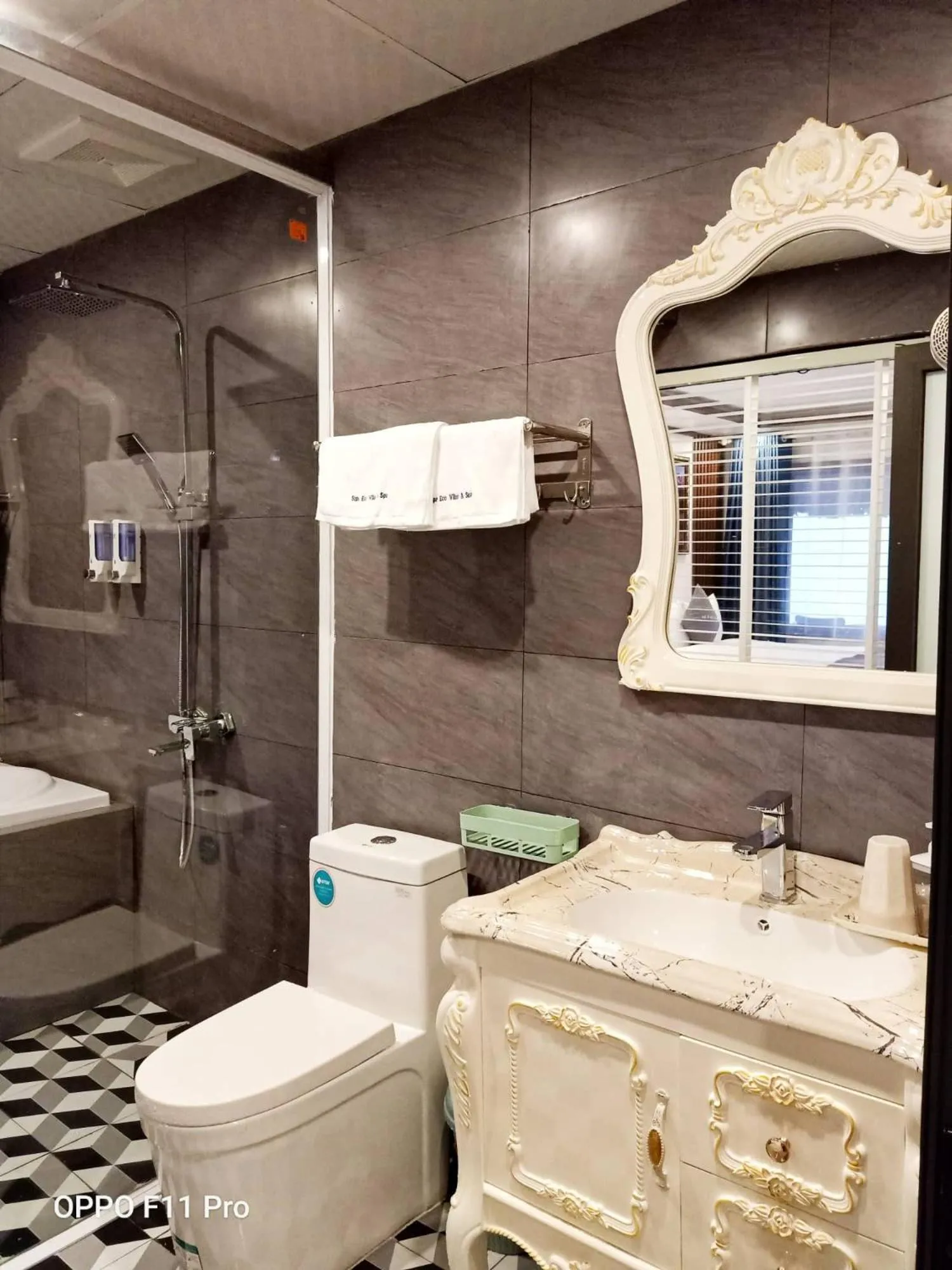 Shower in Sapa Eco Villas & Spa