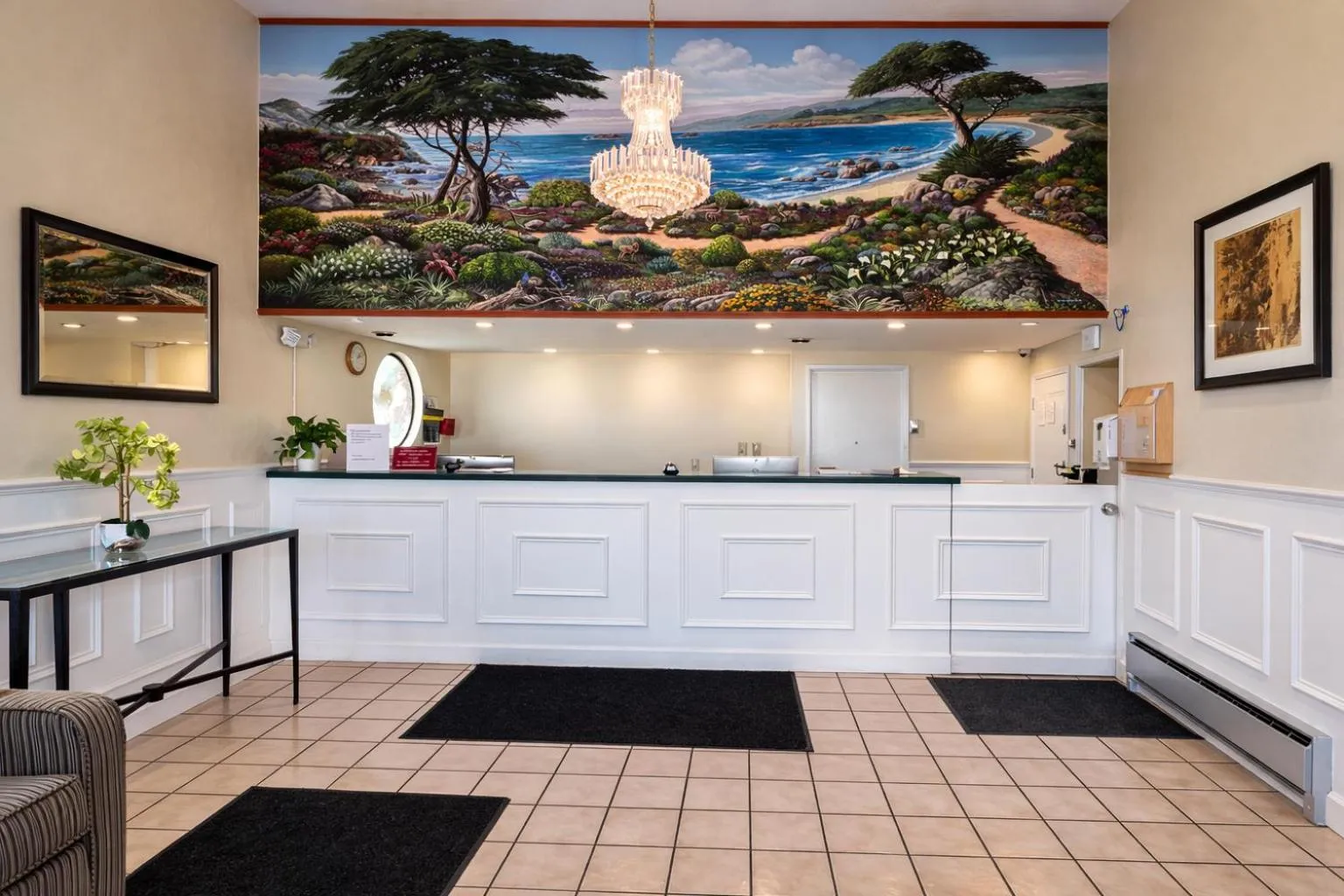 Property building in Scottish Fairway Inn