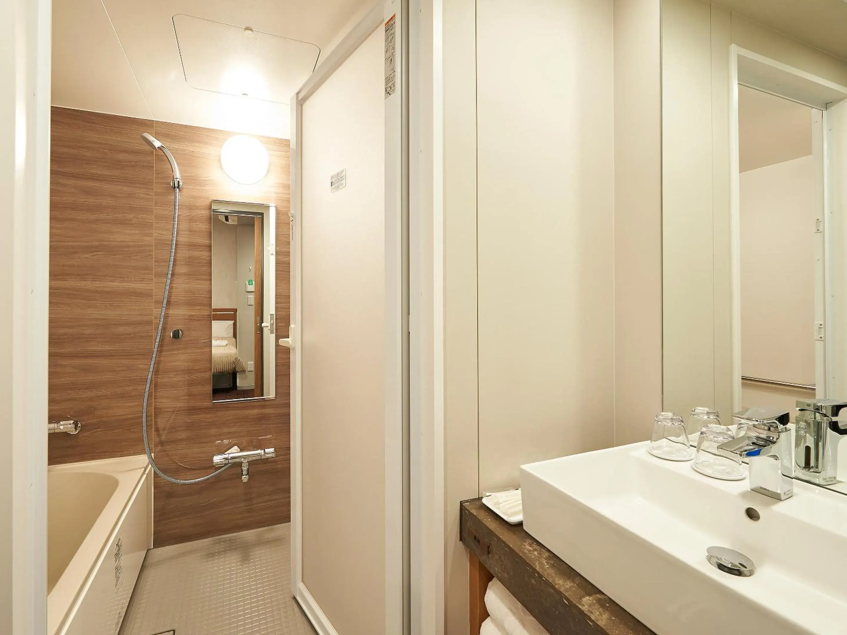 Bathroom in Sotetsu Fresa Inn Kobe Sannomiya Bathroom in Sotetsu Fresa Inn Kobe Sannomiya