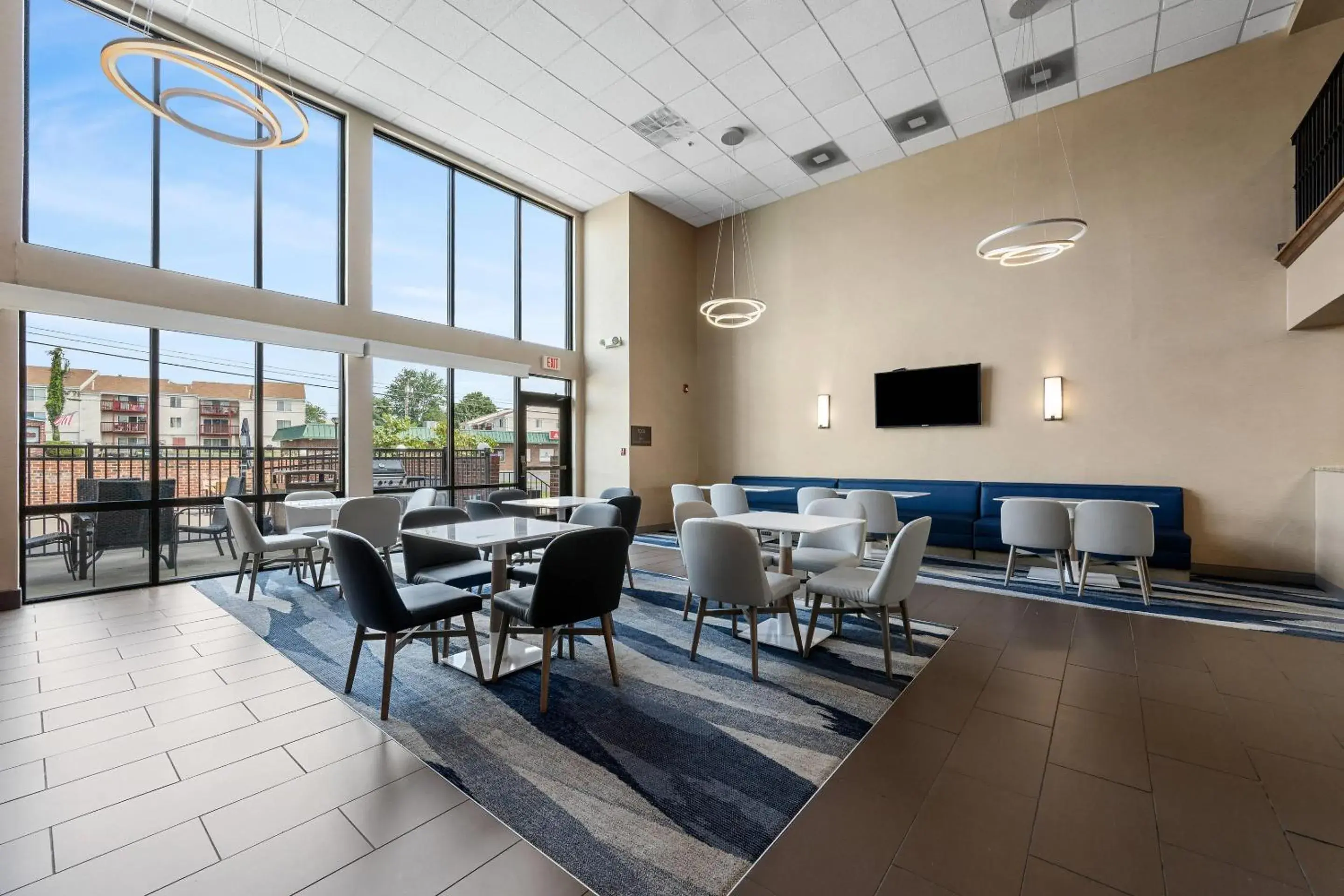 Breakfast in Comfort Inn Aikens Center Breakfast in Comfort Inn Aikens Center