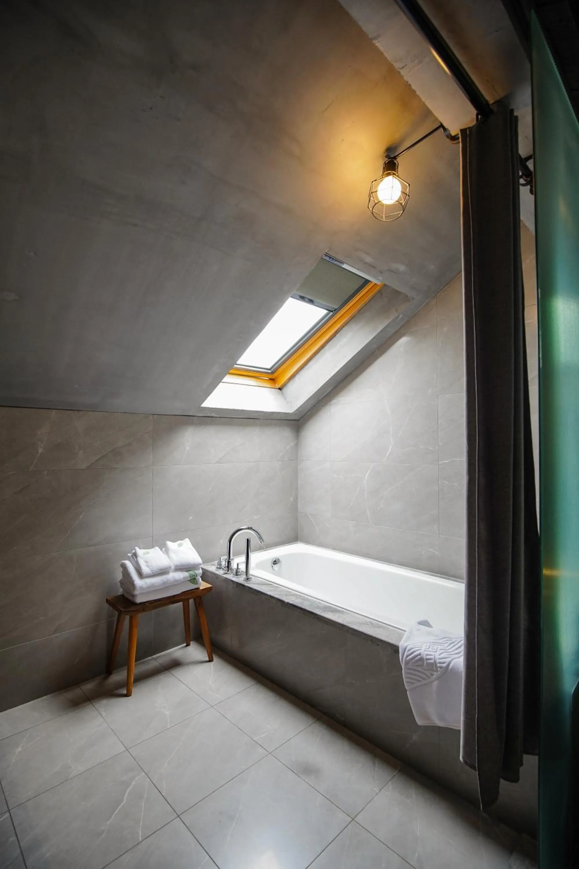 Bed in Cheng Zhai