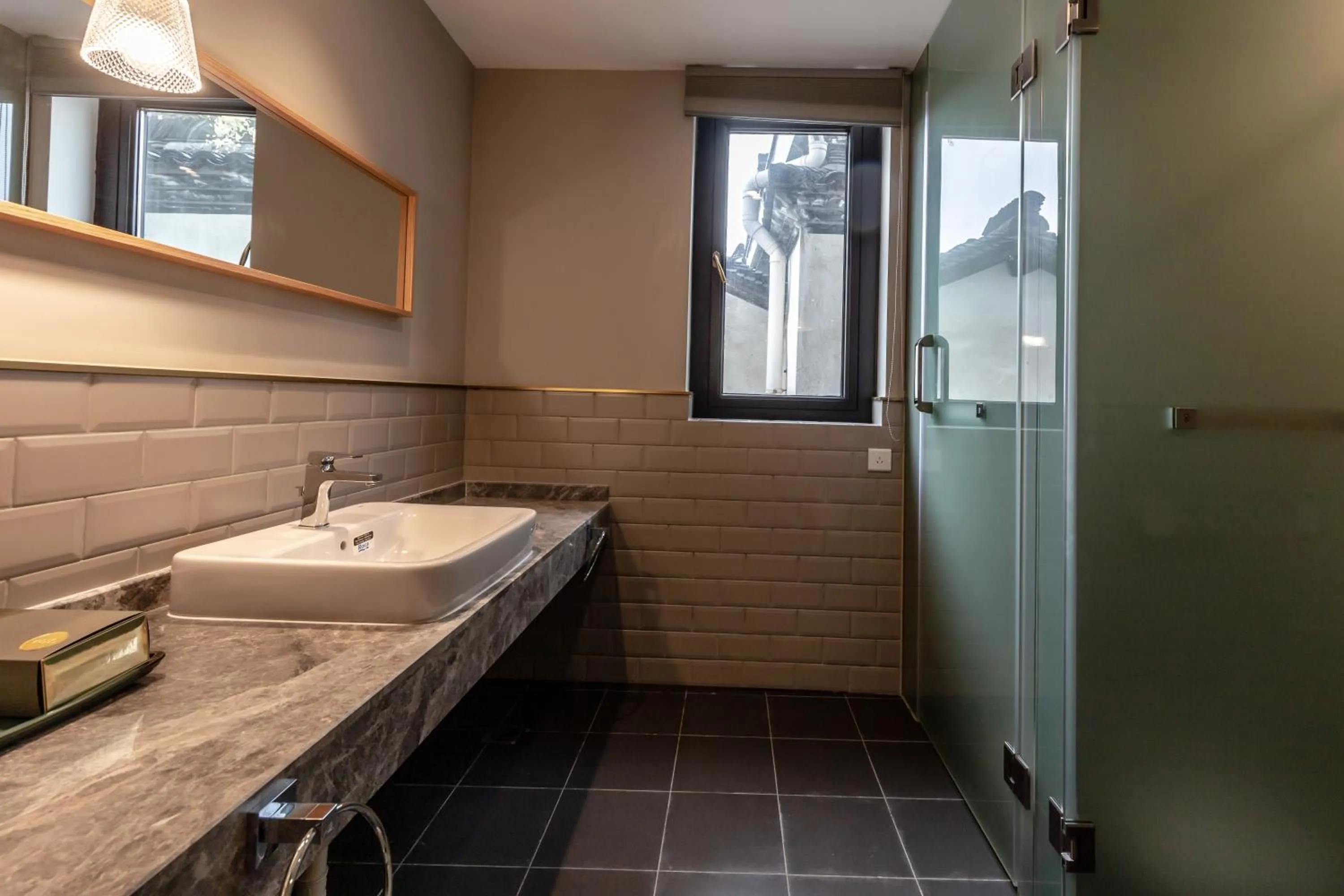 Toilet in Cheng Zhai
