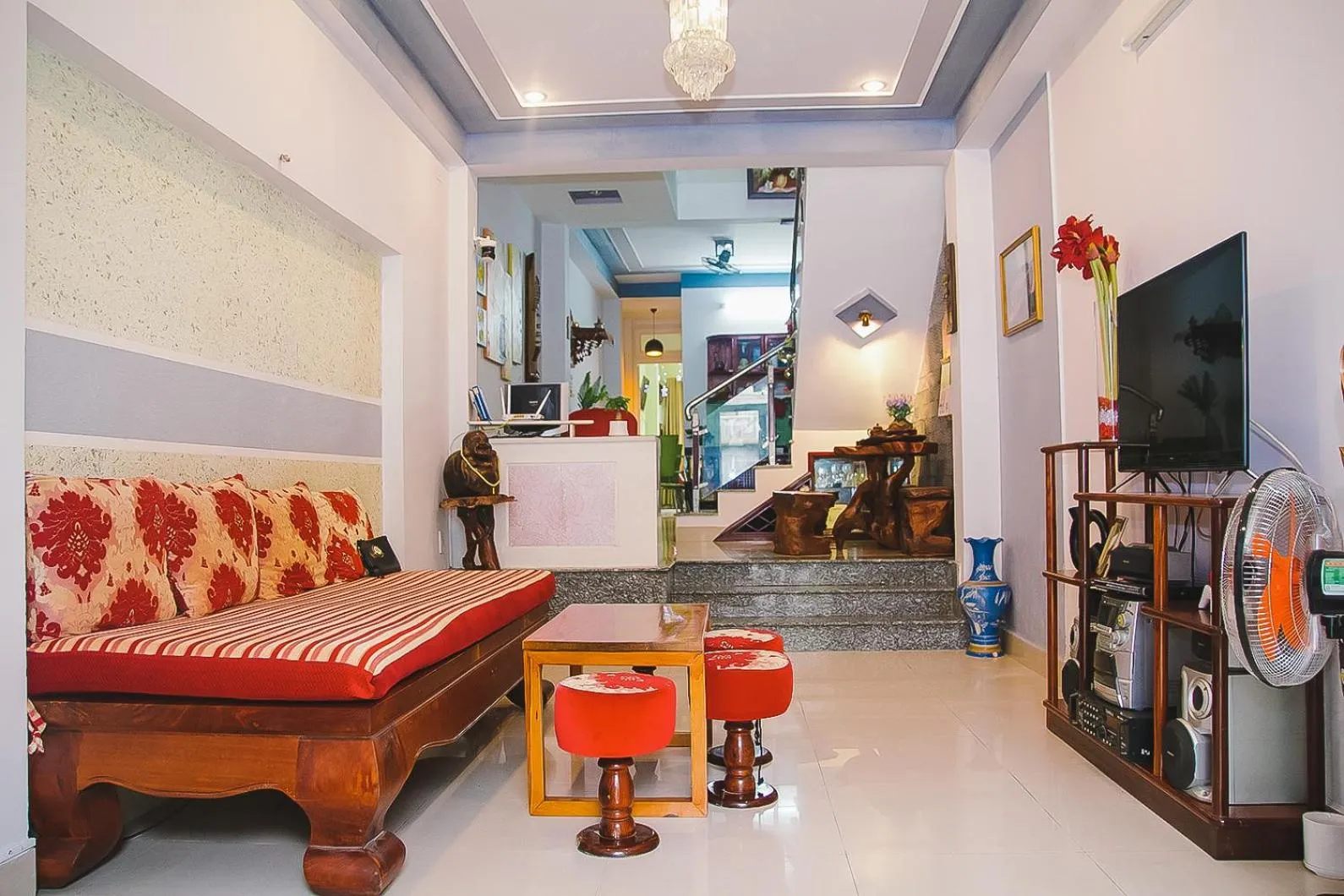 Living room in Kota's House Homestay