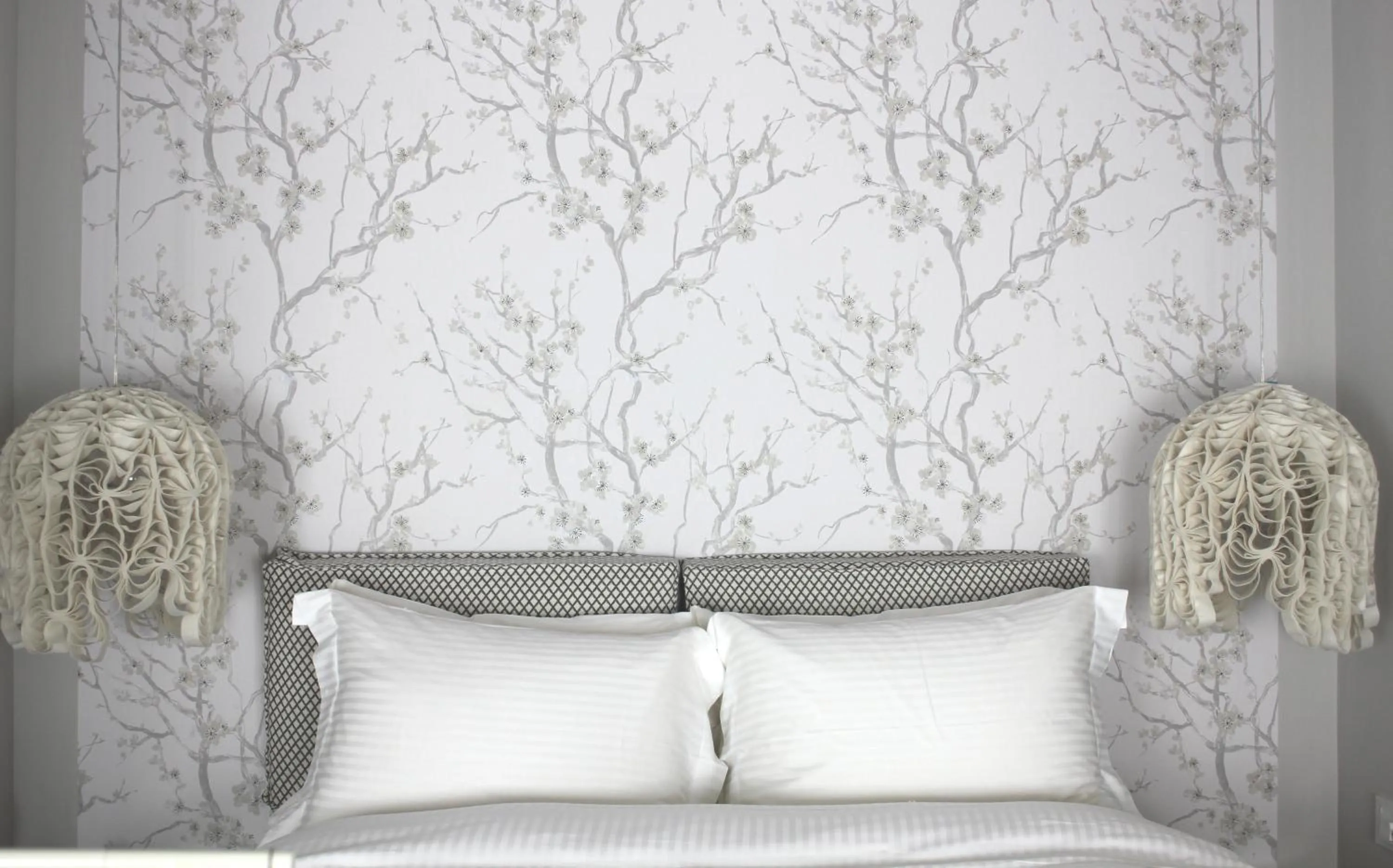 Bed in Hotel Metropolis